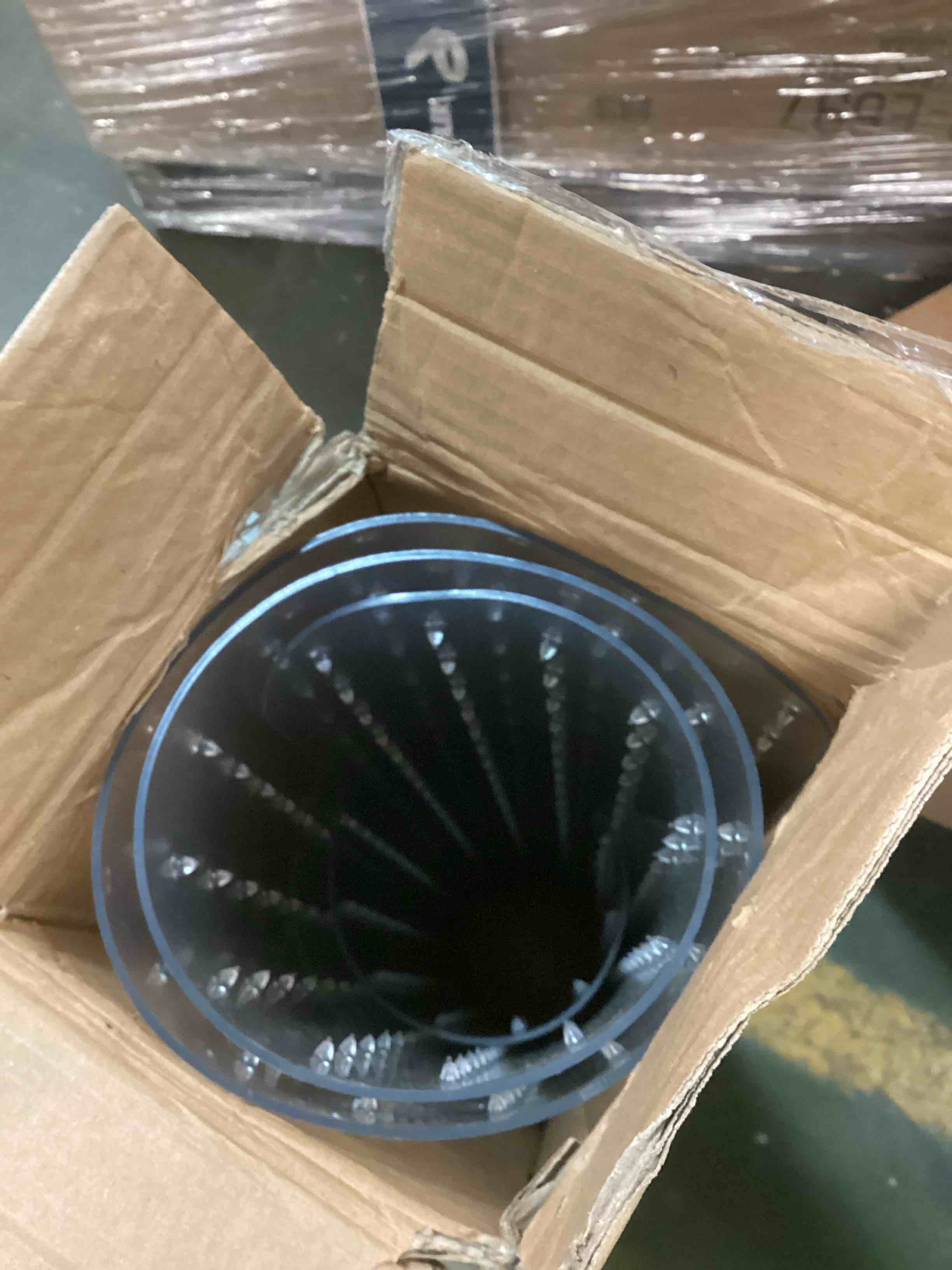 https://s3.amazonaws.com/lotting-images-prod/bidfta/BLU6311025_1712073092191.jpeg