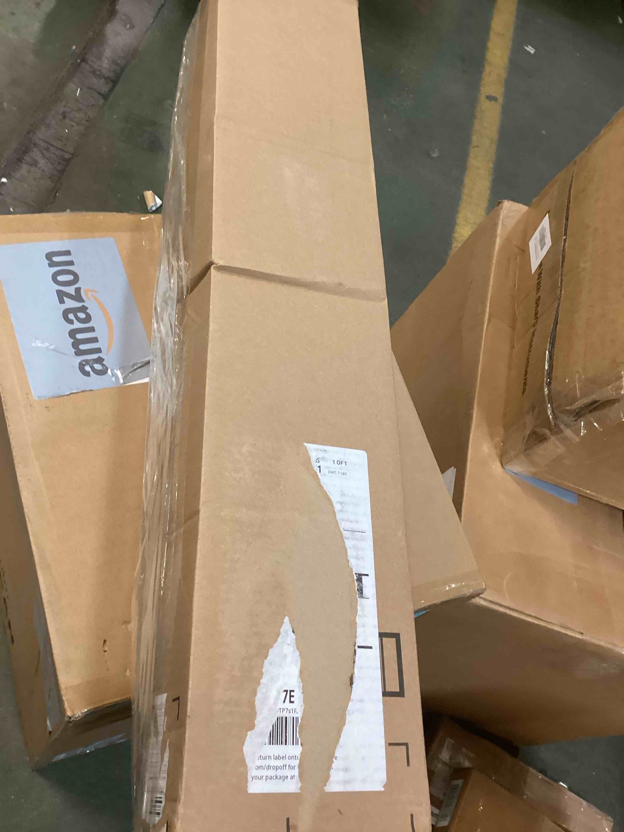 https://s3.amazonaws.com/lotting-images-prod/bidfta/BLU6311402_1712231089138.jpeg
