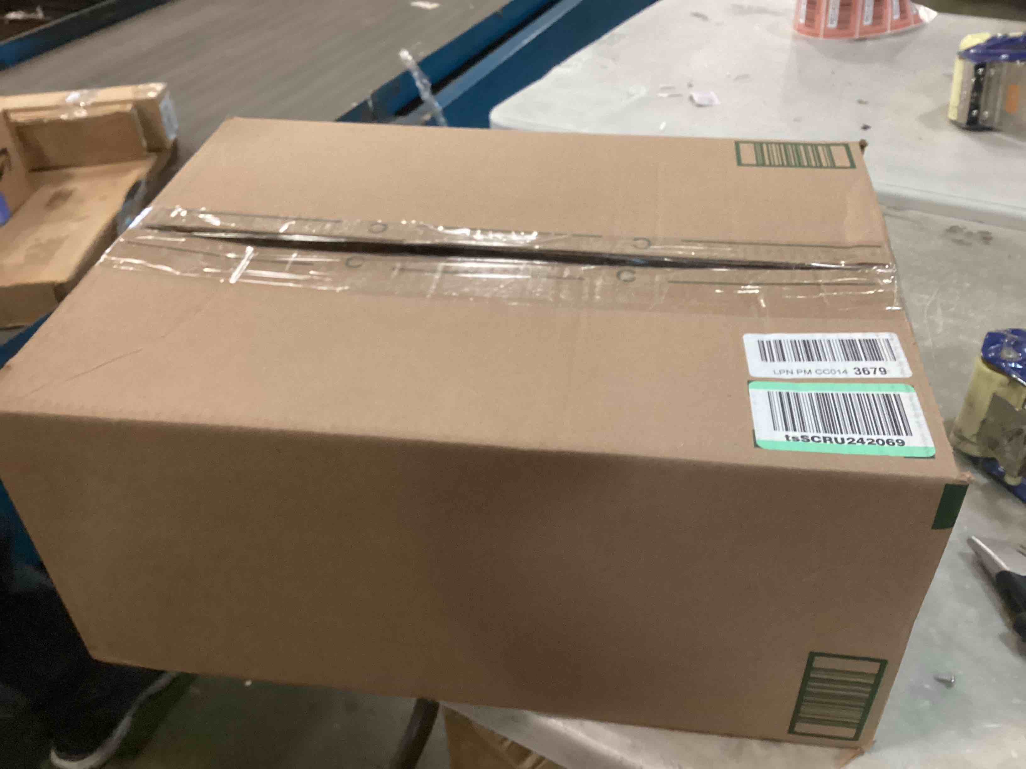 https://s3.amazonaws.com/lotting-images-prod/bidfta/BLU6311784_1712331611212.jpeg