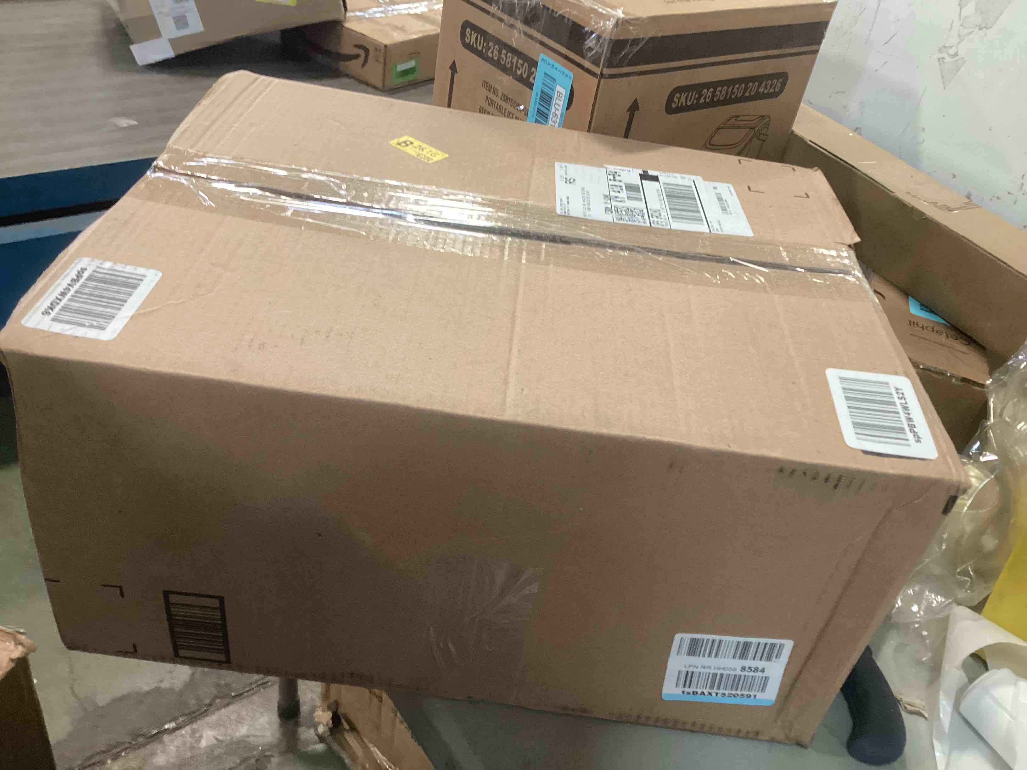 https://s3.amazonaws.com/lotting-images-prod/bidfta/BLU6312180_1712592957550.jpeg