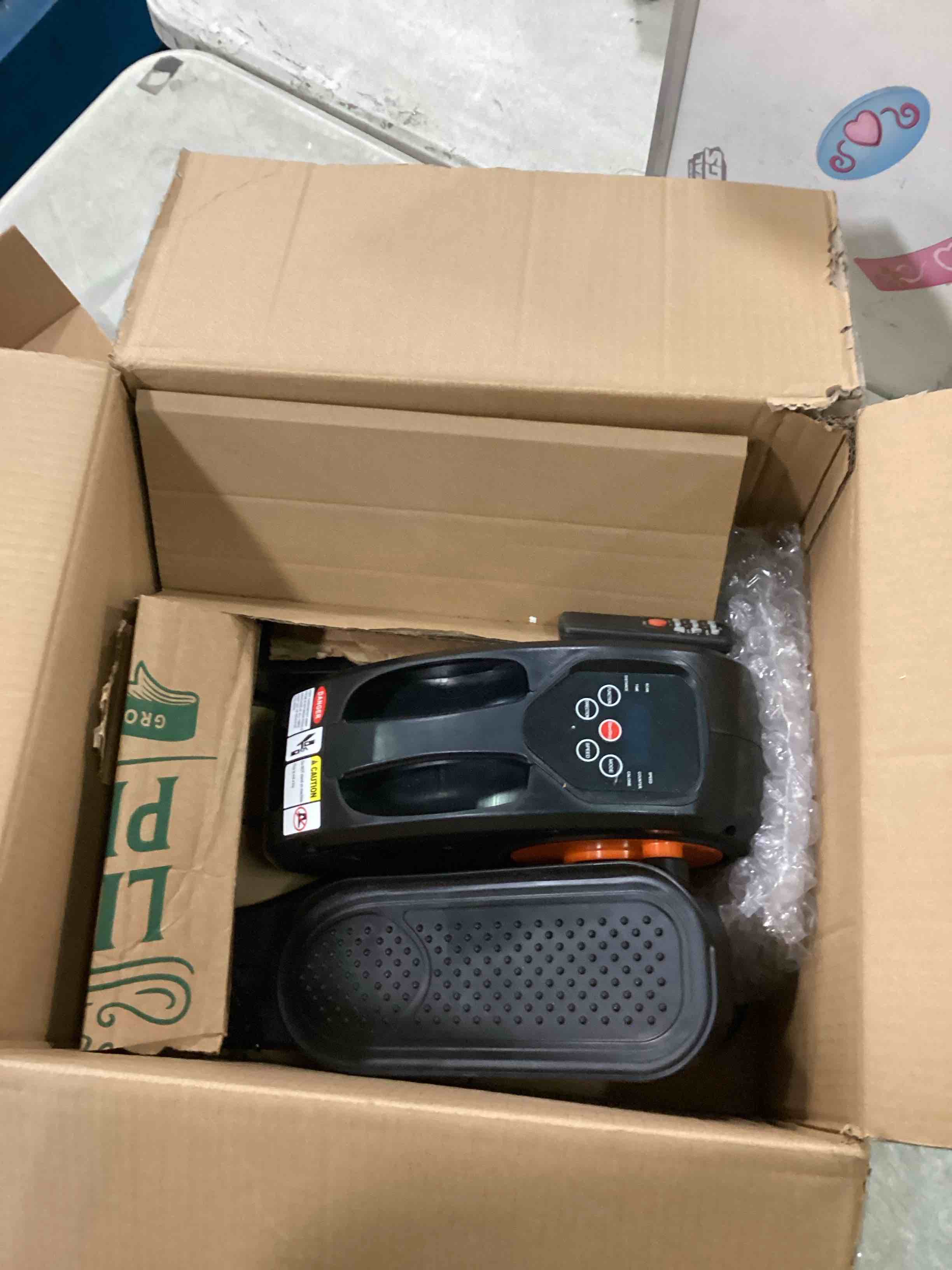 https://s3.amazonaws.com/lotting-images-prod/bidfta/BLU6313119_1712833936555.jpeg