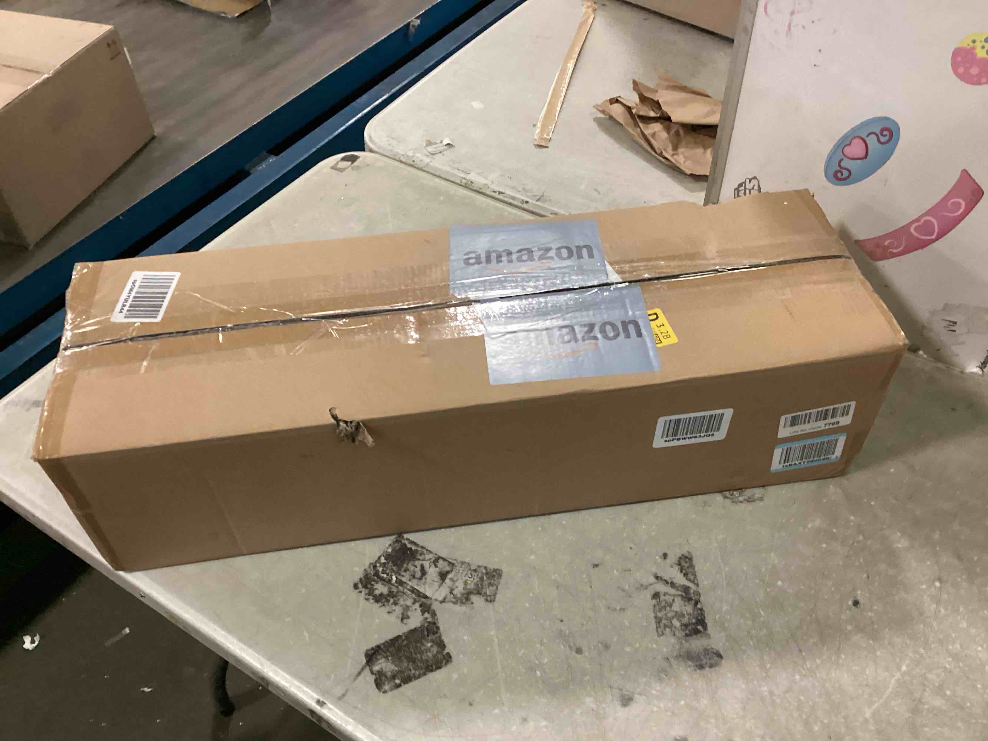 https://s3.amazonaws.com/lotting-images-prod/bidfta/BLU6313203_1712843588357.jpeg