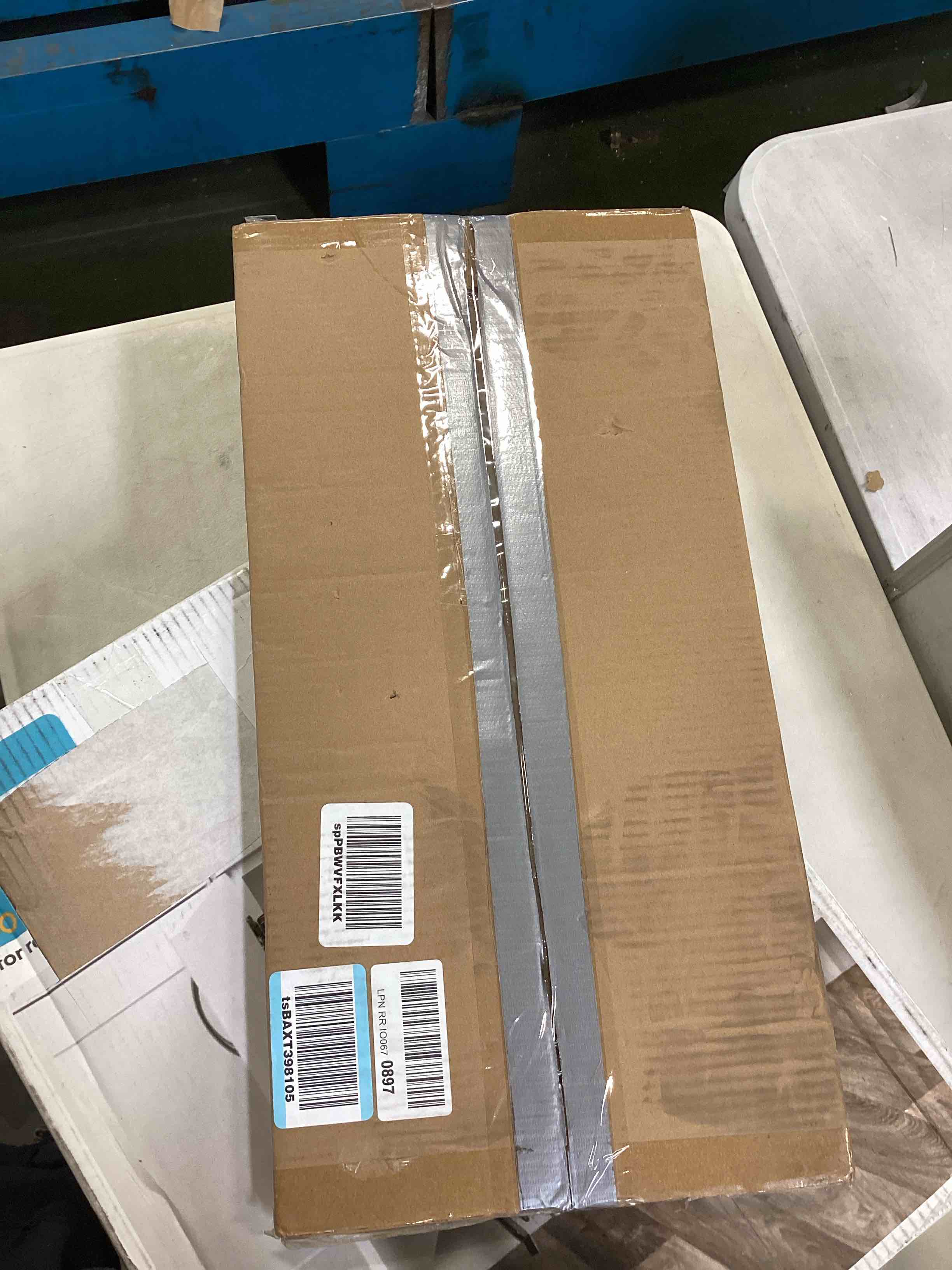 https://s3.amazonaws.com/lotting-images-prod/bidfta/BLU6313724_1713197072887.jpeg