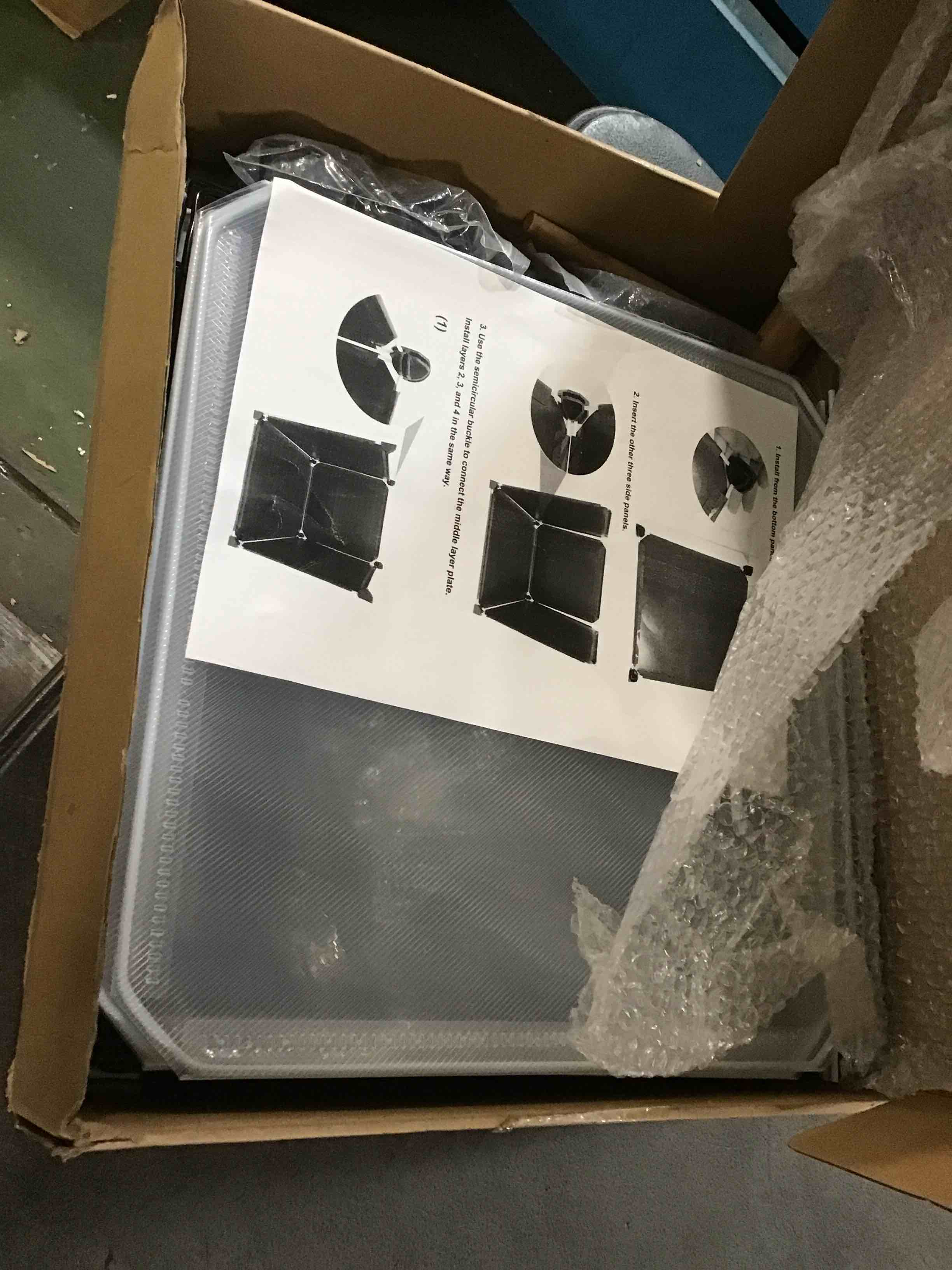 https://s3.amazonaws.com/lotting-images-prod/bidfta/BLU6314580_1712323400326.jpeg