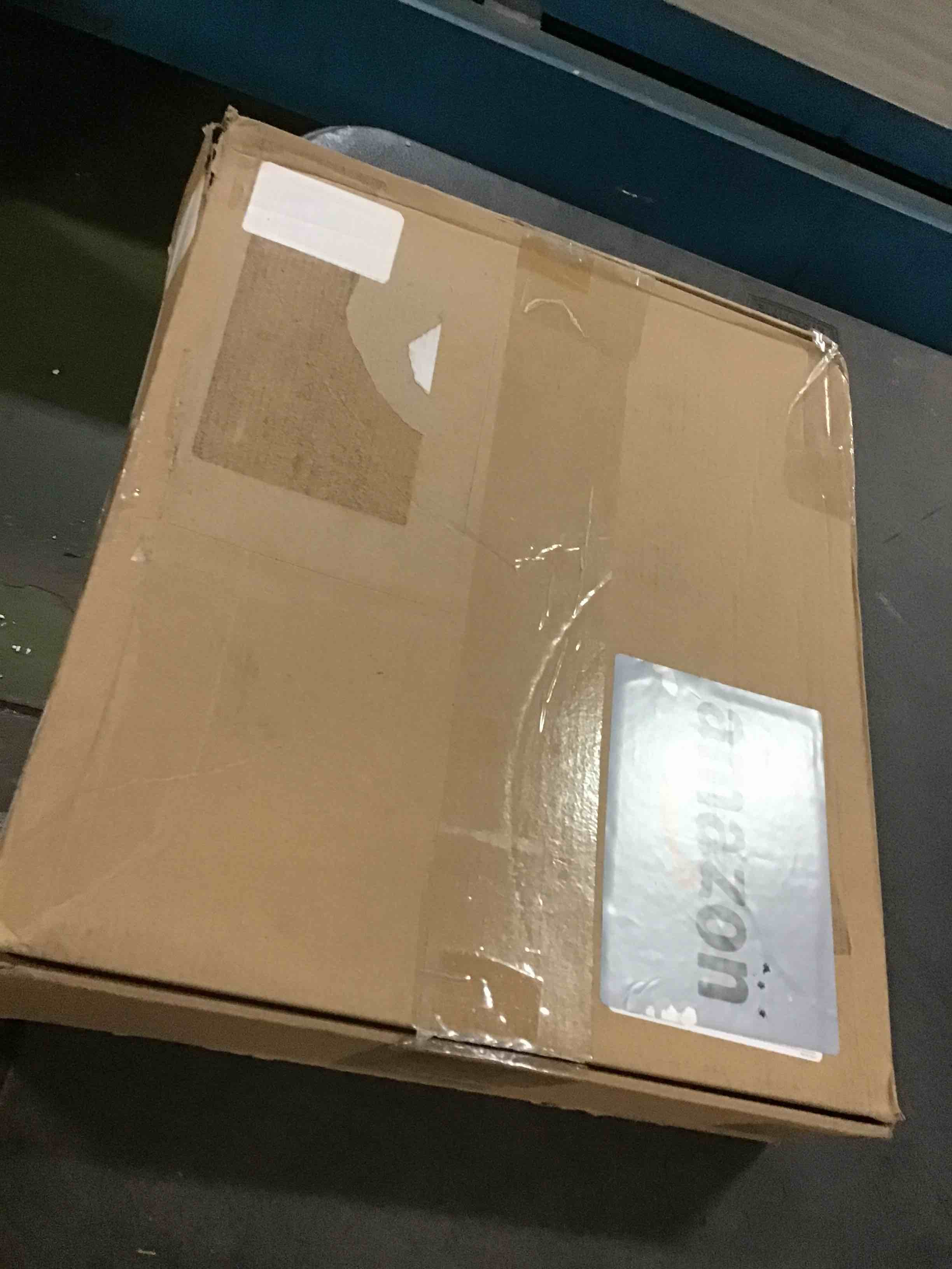 https://s3.amazonaws.com/lotting-images-prod/bidfta/BLU6314580_1712323454782.jpeg