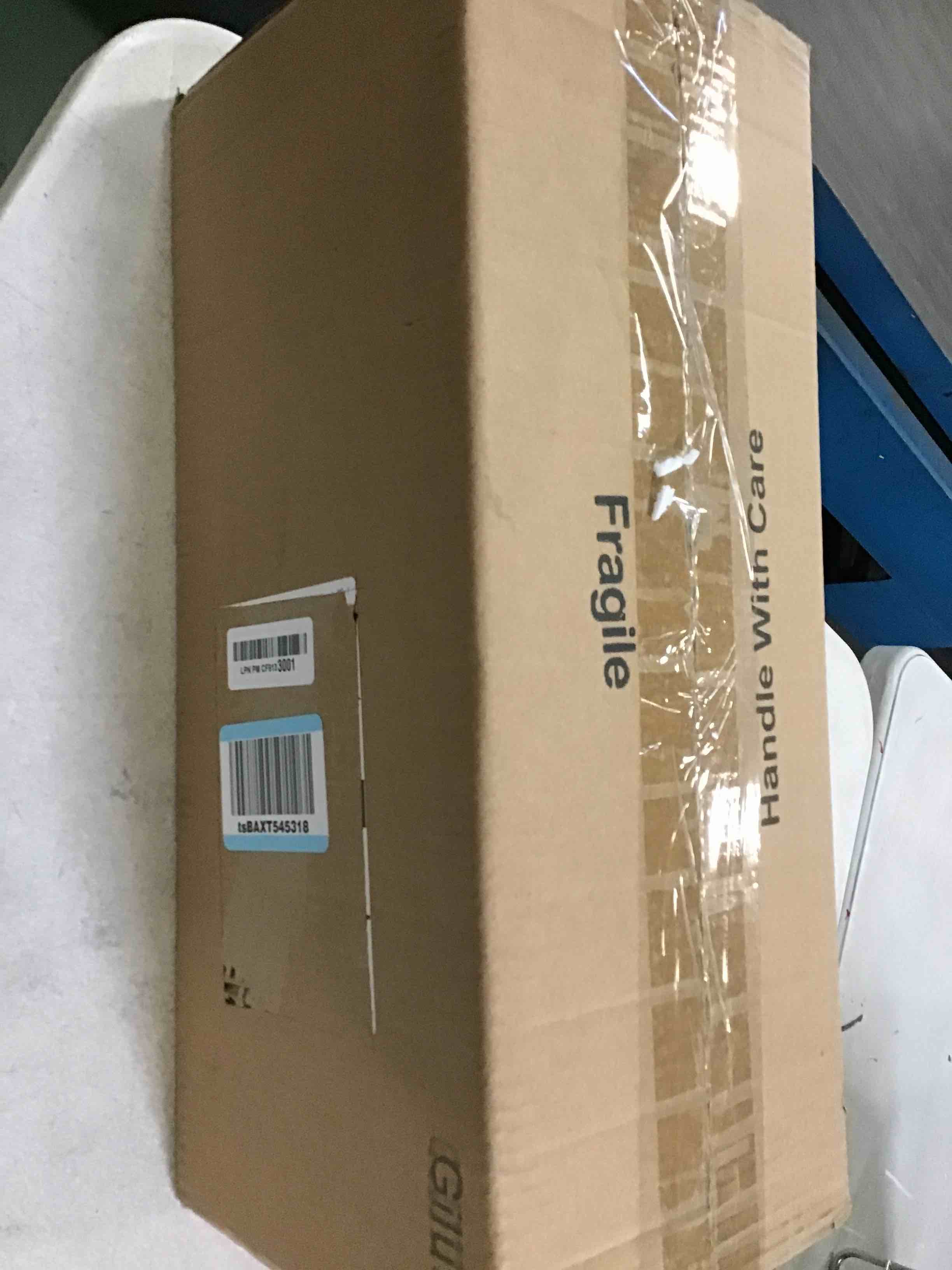 https://s3.amazonaws.com/lotting-images-prod/bidfta/BLU6314858_1712416268232.jpeg