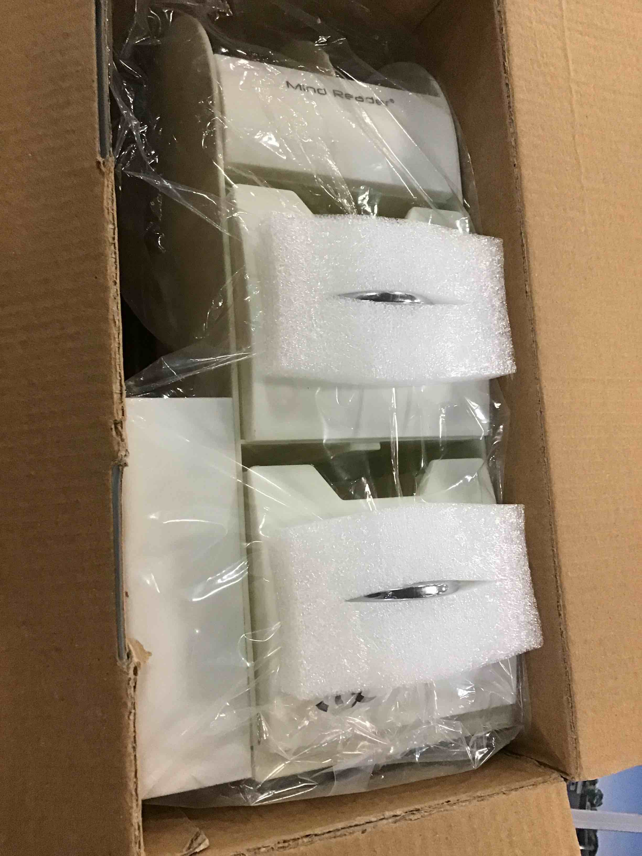 https://s3.amazonaws.com/lotting-images-prod/bidfta/BLU6315376_1712683586491.jpeg