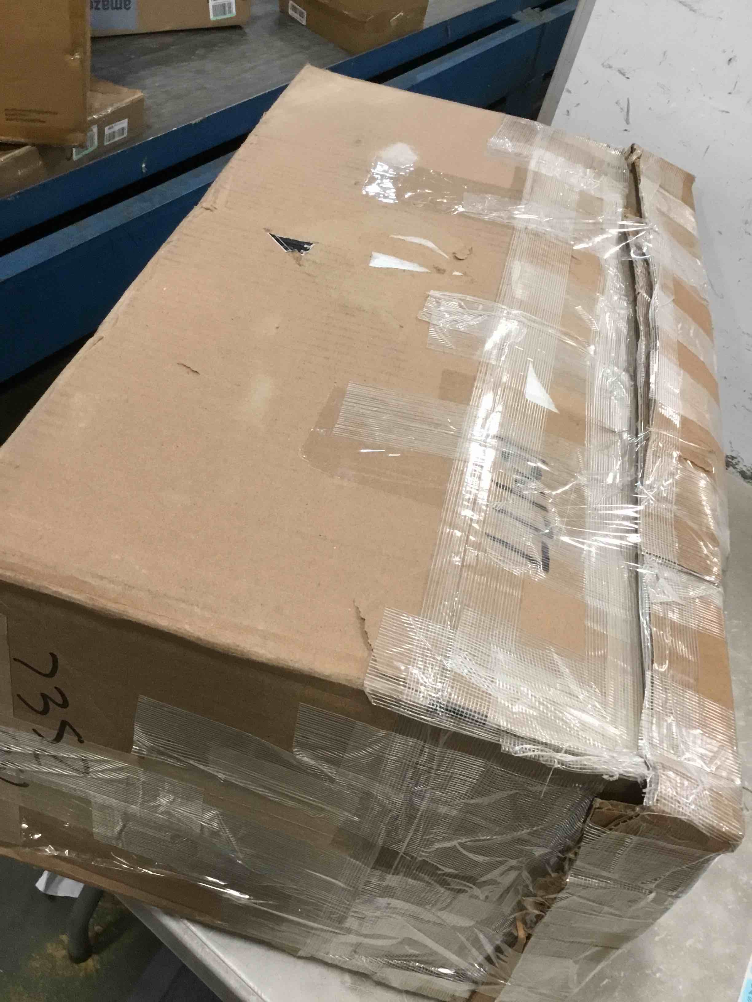 https://s3.amazonaws.com/lotting-images-prod/bidfta/BLU6315582_1712322076867.jpeg