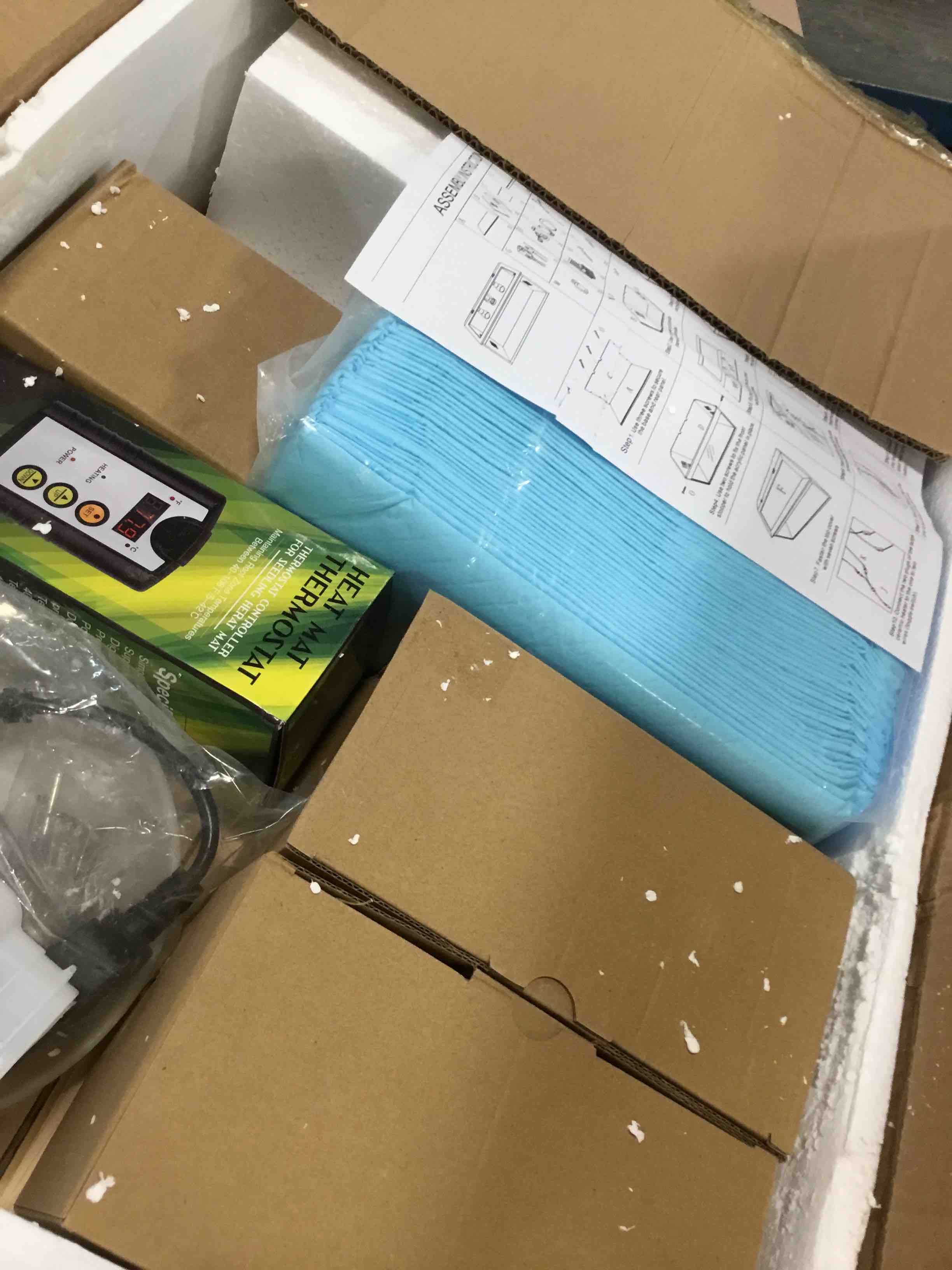 https://s3.amazonaws.com/lotting-images-prod/bidfta/BLU6315607_1712325248172.jpeg