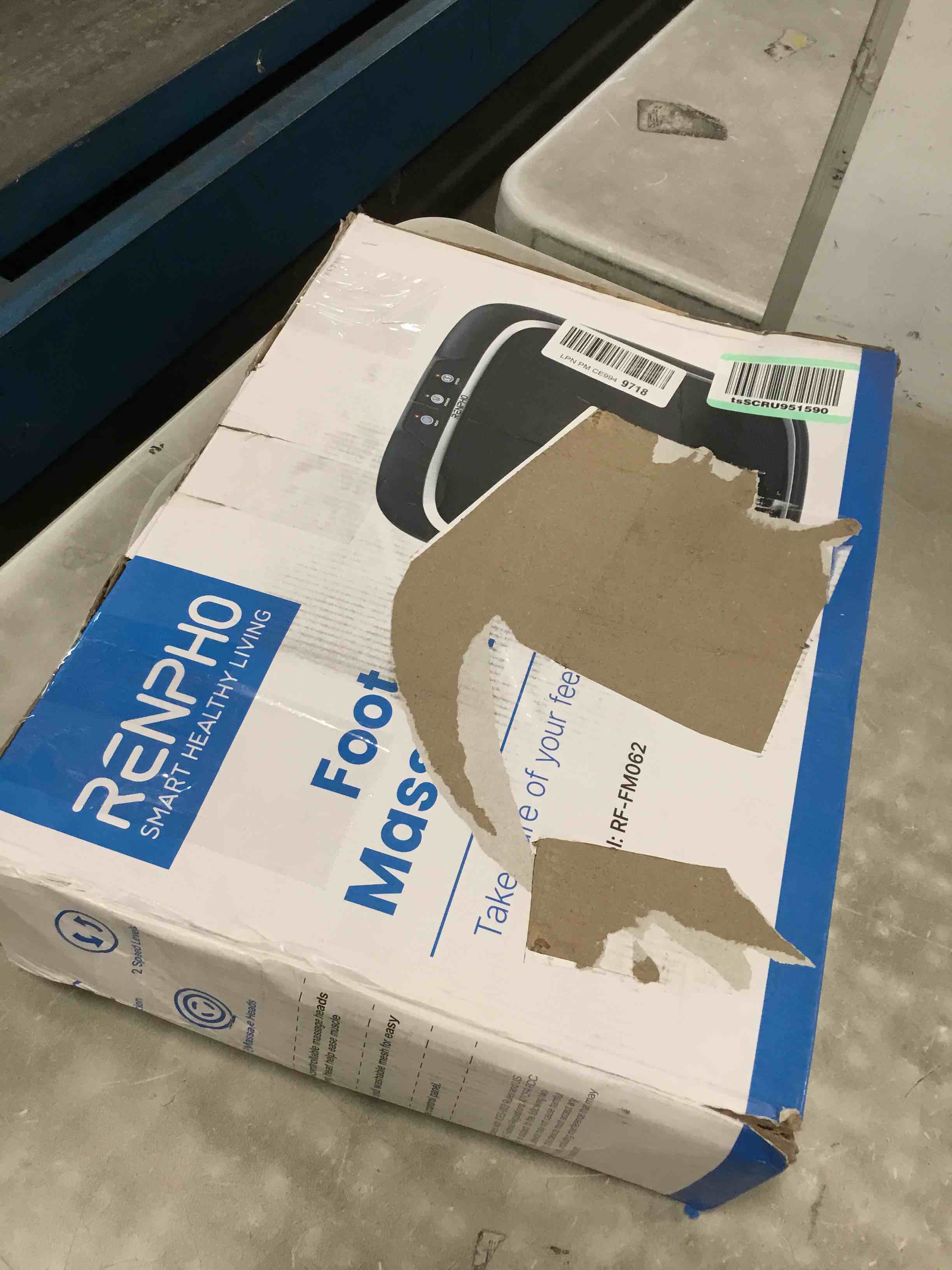 https://s3.amazonaws.com/lotting-images-prod/bidfta/BLU6315770_1712403072814.jpeg