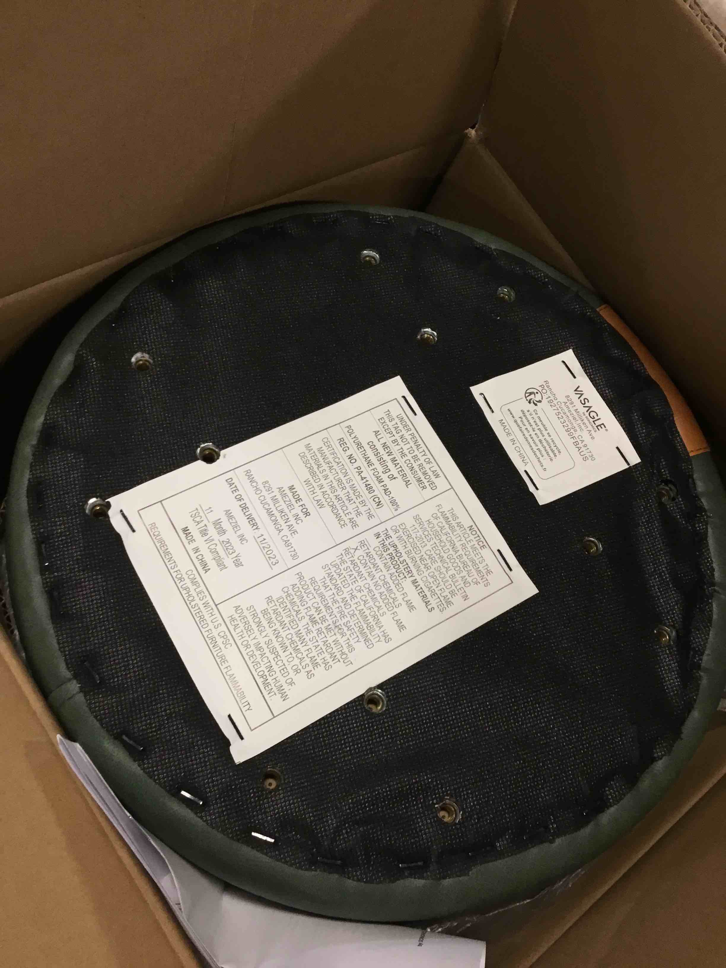 https://s3.amazonaws.com/lotting-images-prod/bidfta/BLU6315771_1712403235530.jpeg