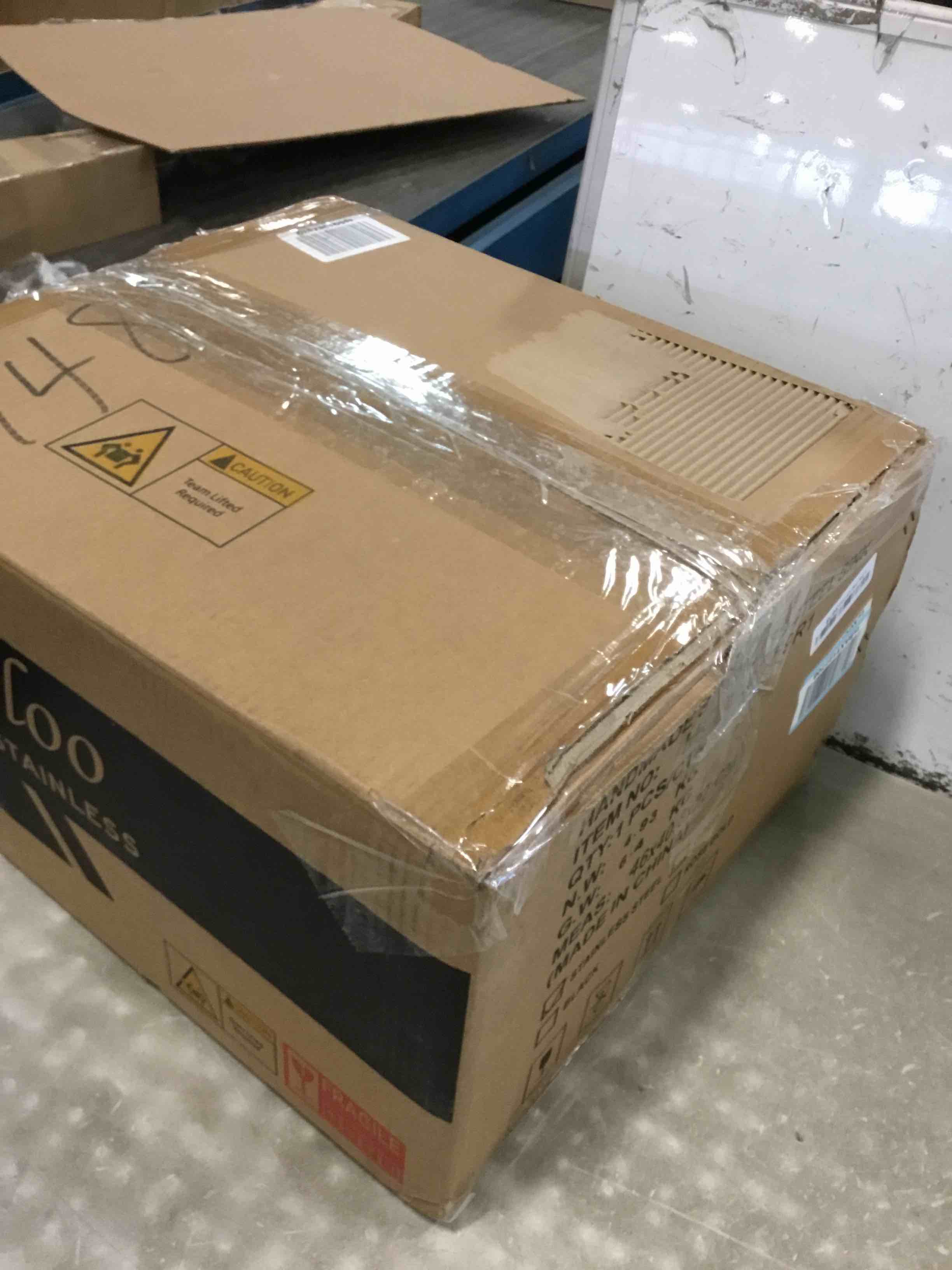 https://s3.amazonaws.com/lotting-images-prod/bidfta/BLU6315893_1712417084723.jpeg