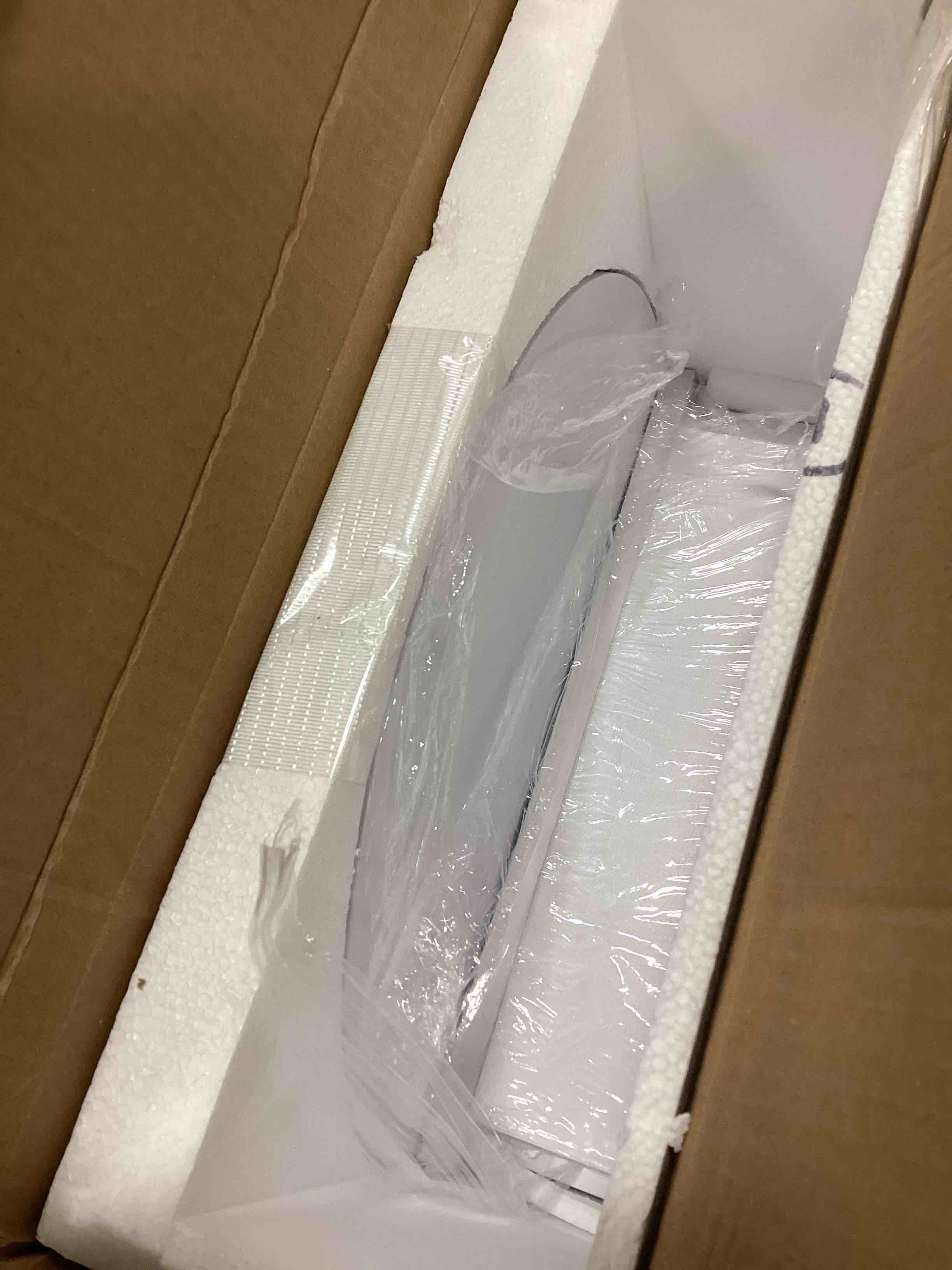 https://s3.amazonaws.com/lotting-images-prod/bidfta/BLU6316407_1712847077582.jpeg