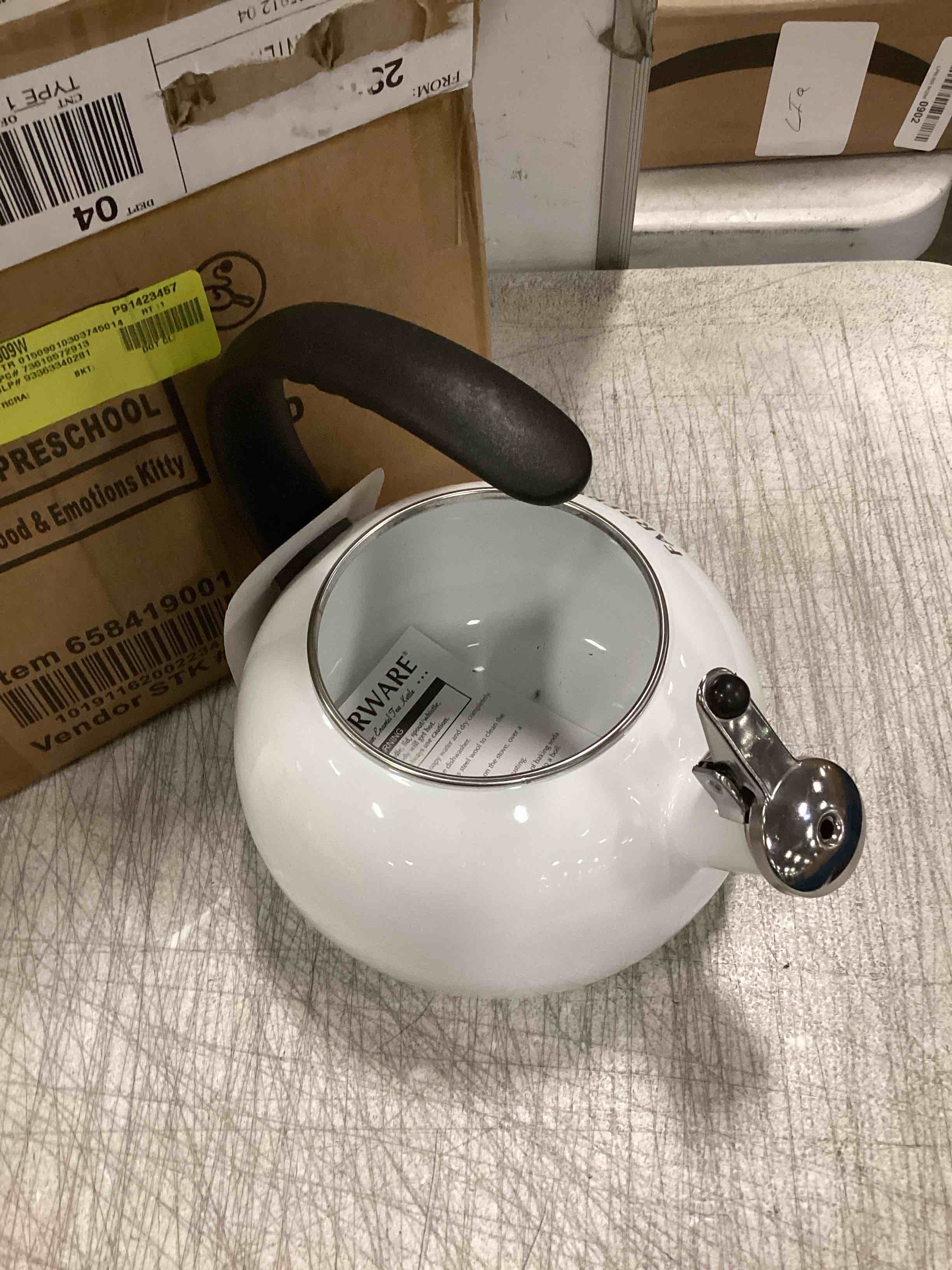 https://s3.amazonaws.com/lotting-images-prod/bidfta/BLU6316582_1712923018813.jpeg