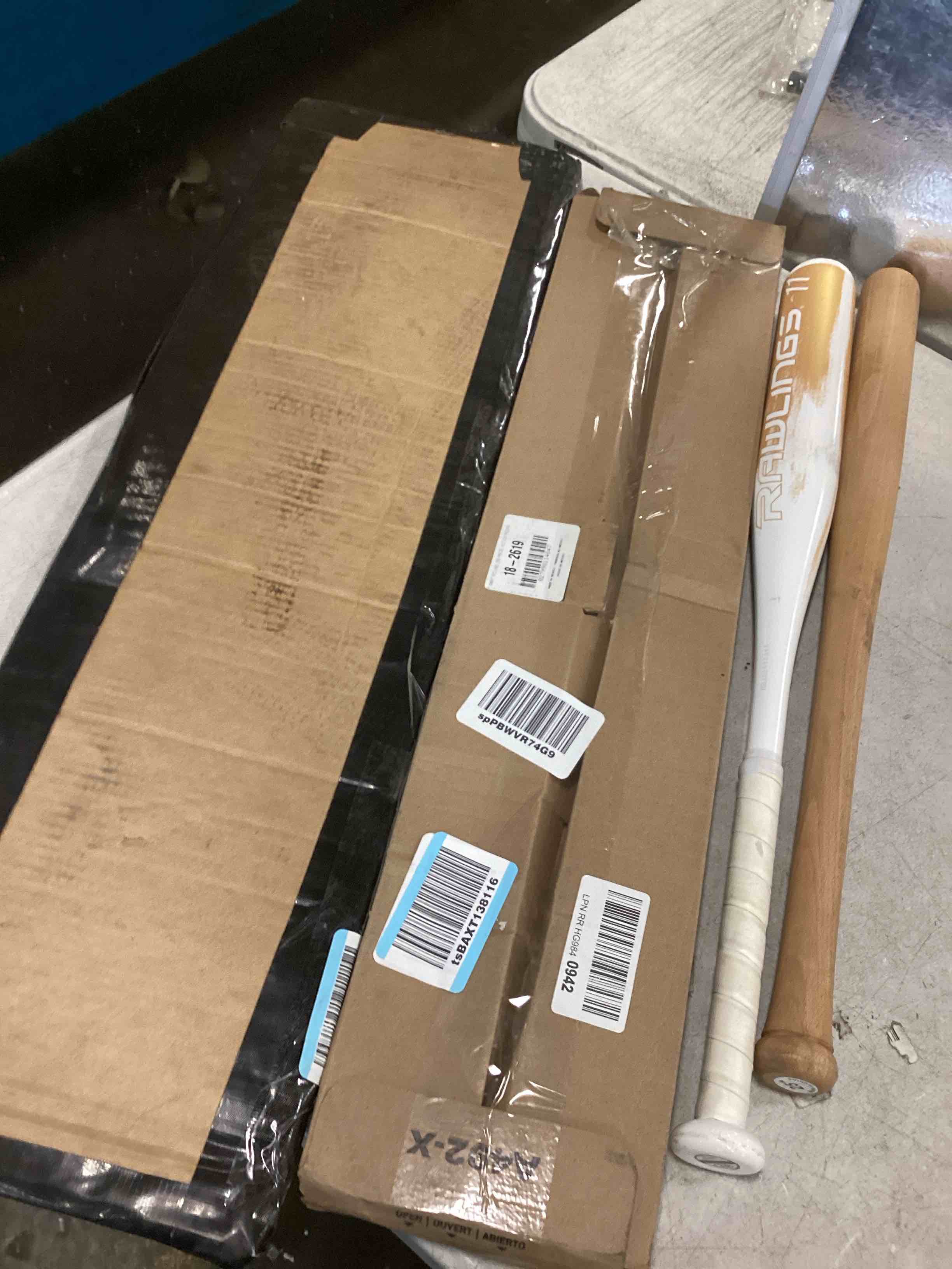 Various assorted items for home maintenance and car accessories