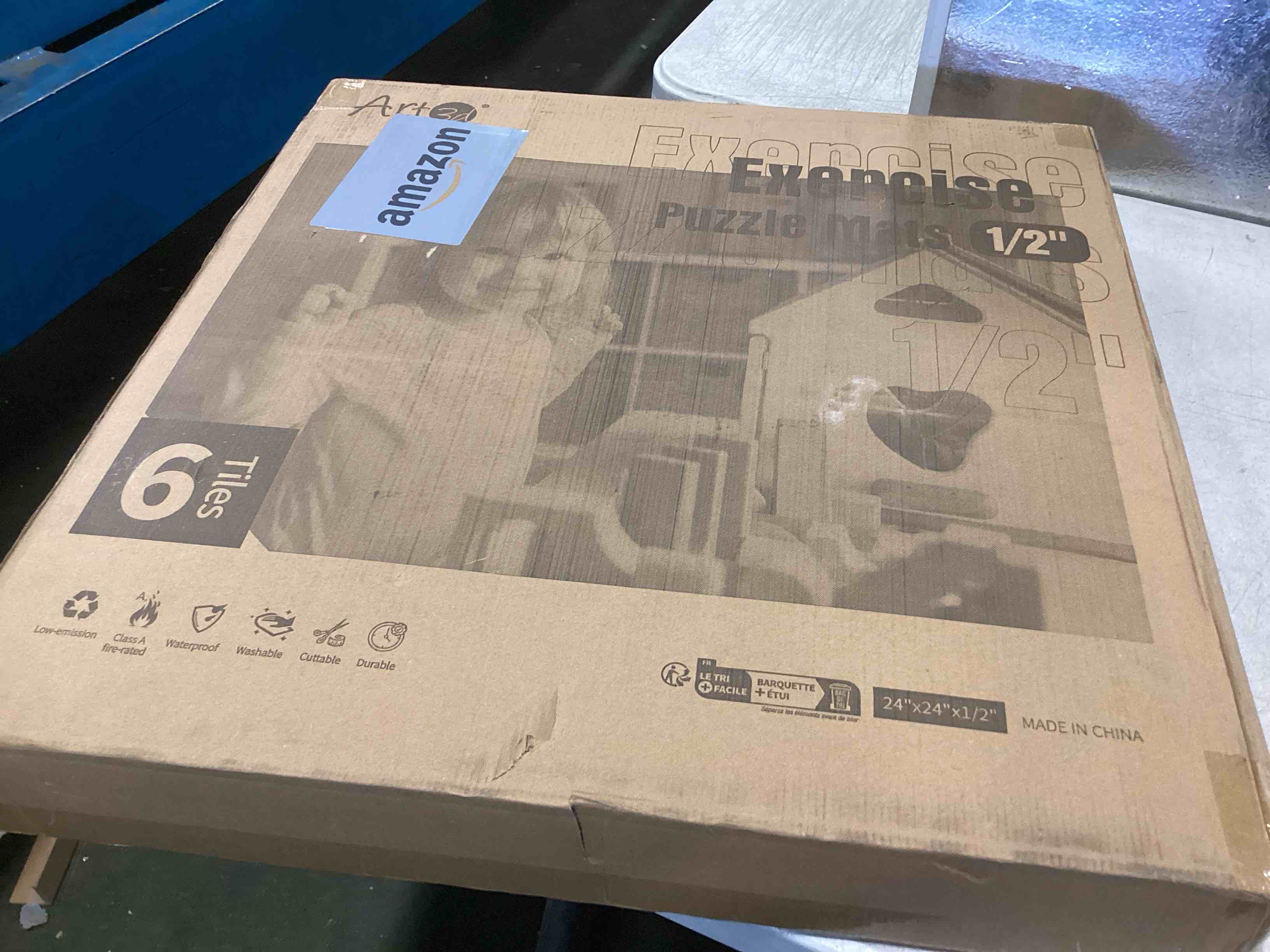 https://s3.amazonaws.com/lotting-images-prod/bidfta/BLU6316888_1713191379276.jpeg