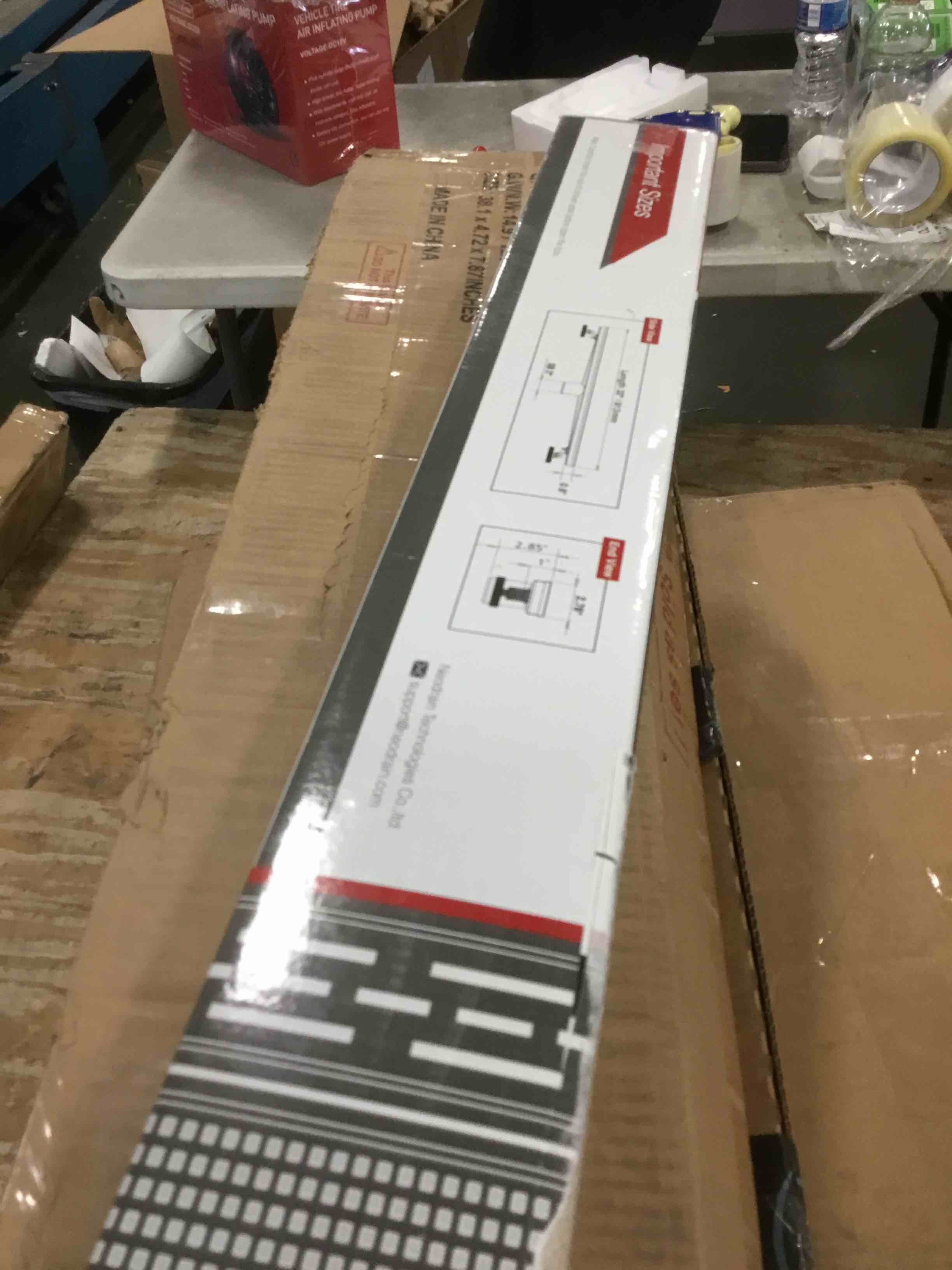 https://s3.amazonaws.com/lotting-images-prod/bidfta/BLU6317308_1712680495443.jpeg