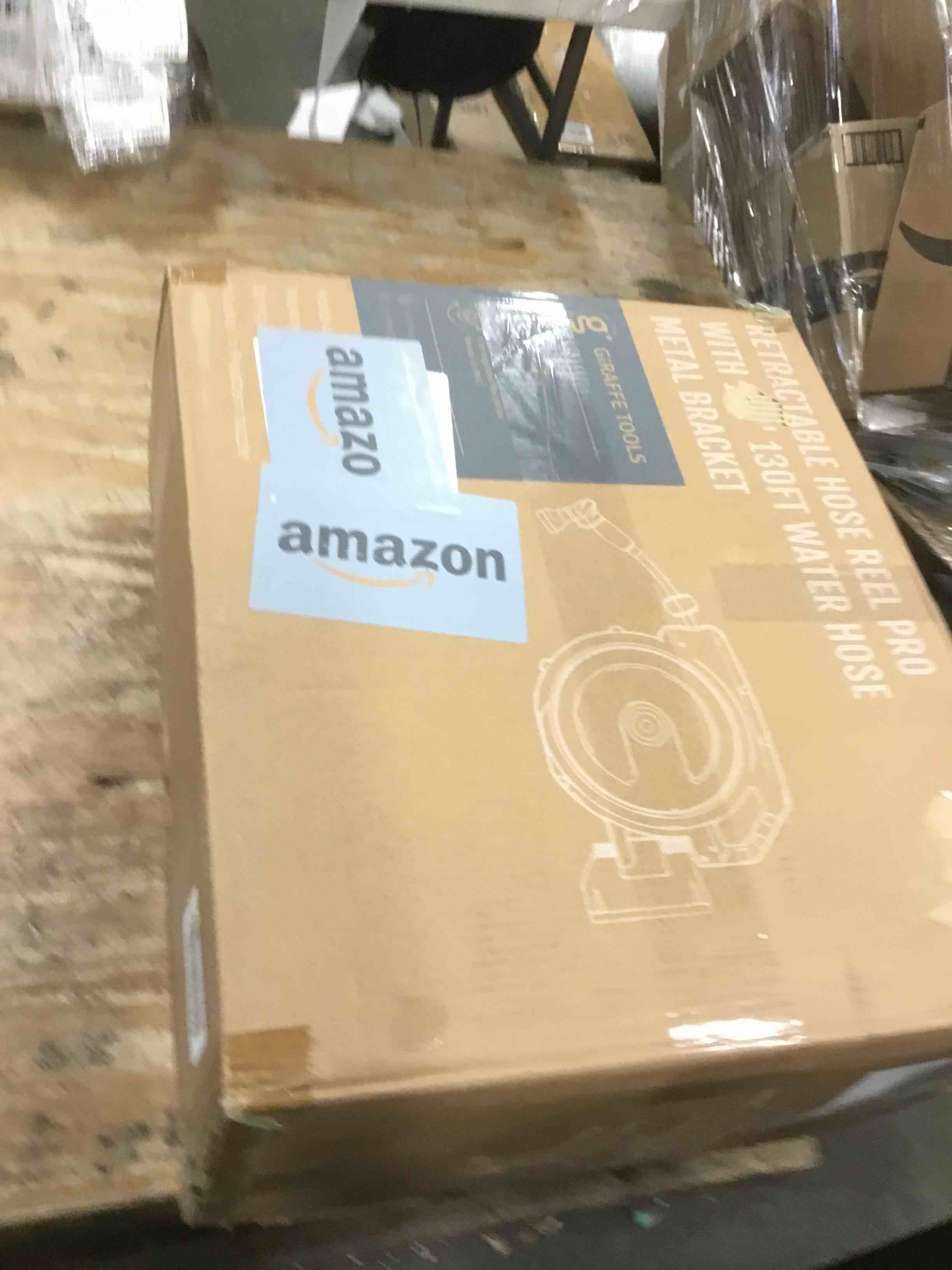 https://s3.amazonaws.com/lotting-images-prod/bidfta/BLU6317759_1712849150729.jpeg