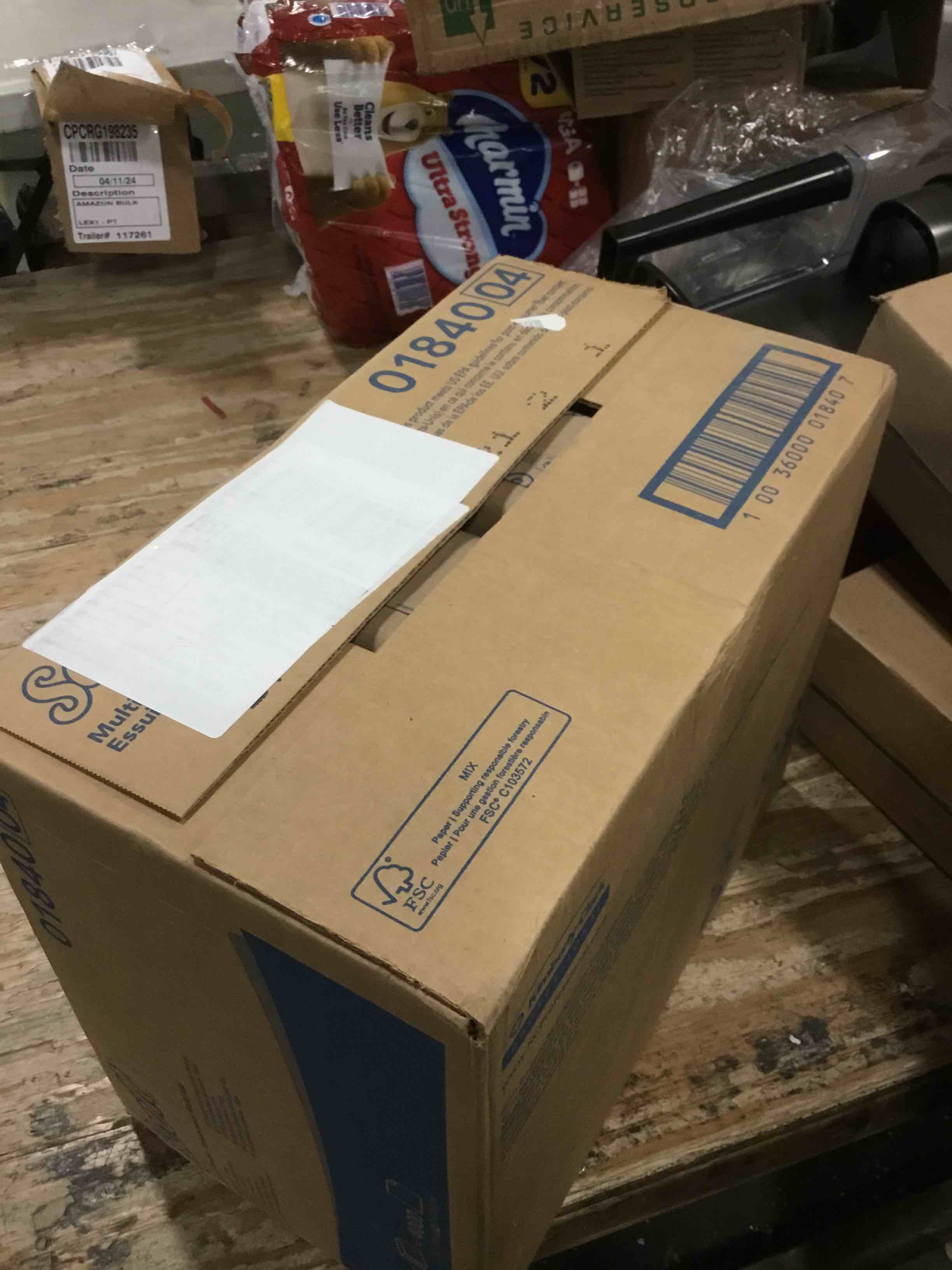 https://s3.amazonaws.com/lotting-images-prod/bidfta/BLU6317850_1712861009144.jpeg