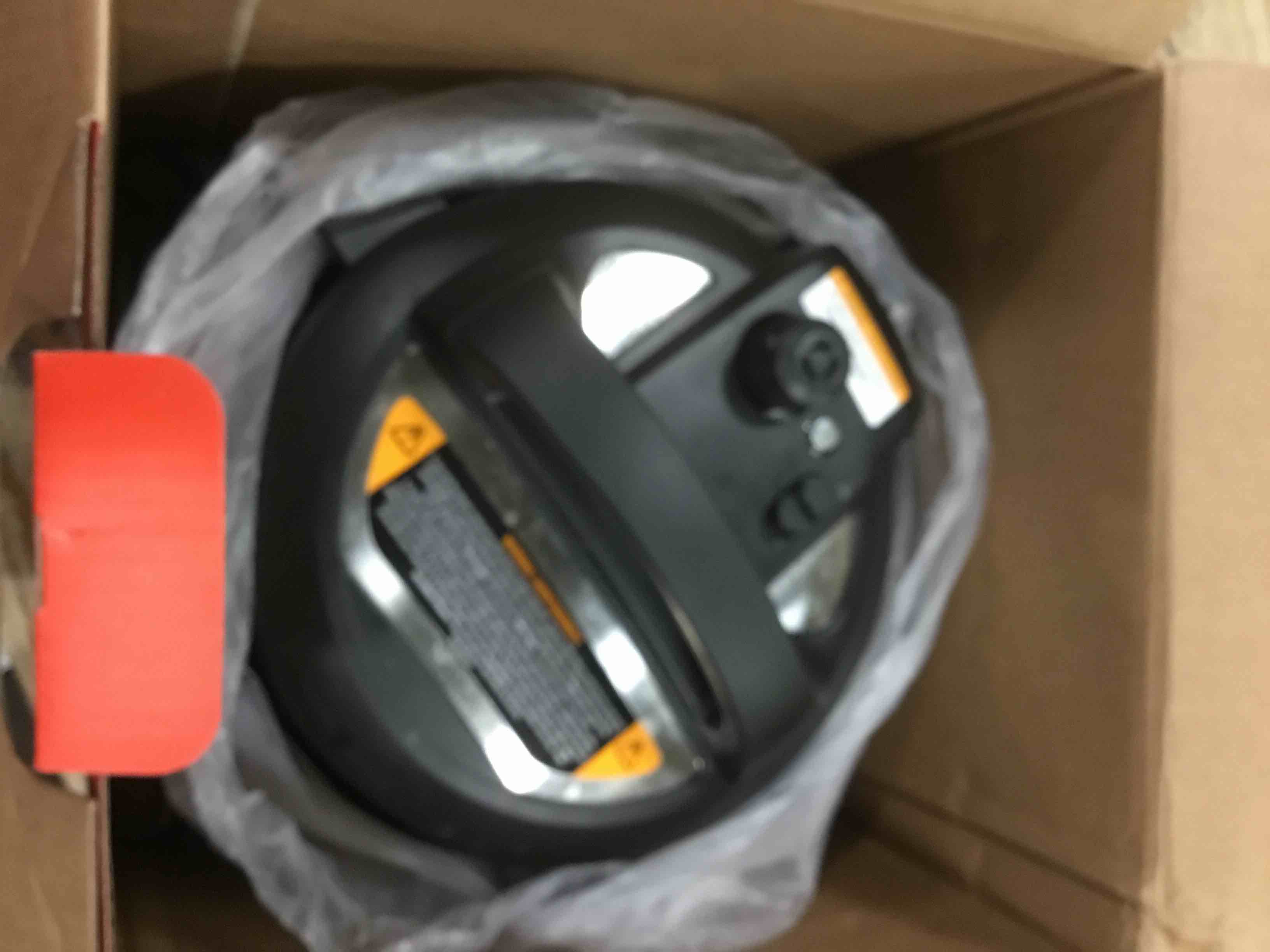 https://s3.amazonaws.com/lotting-images-prod/bidfta/BLU6317897_1712921537036.jpeg