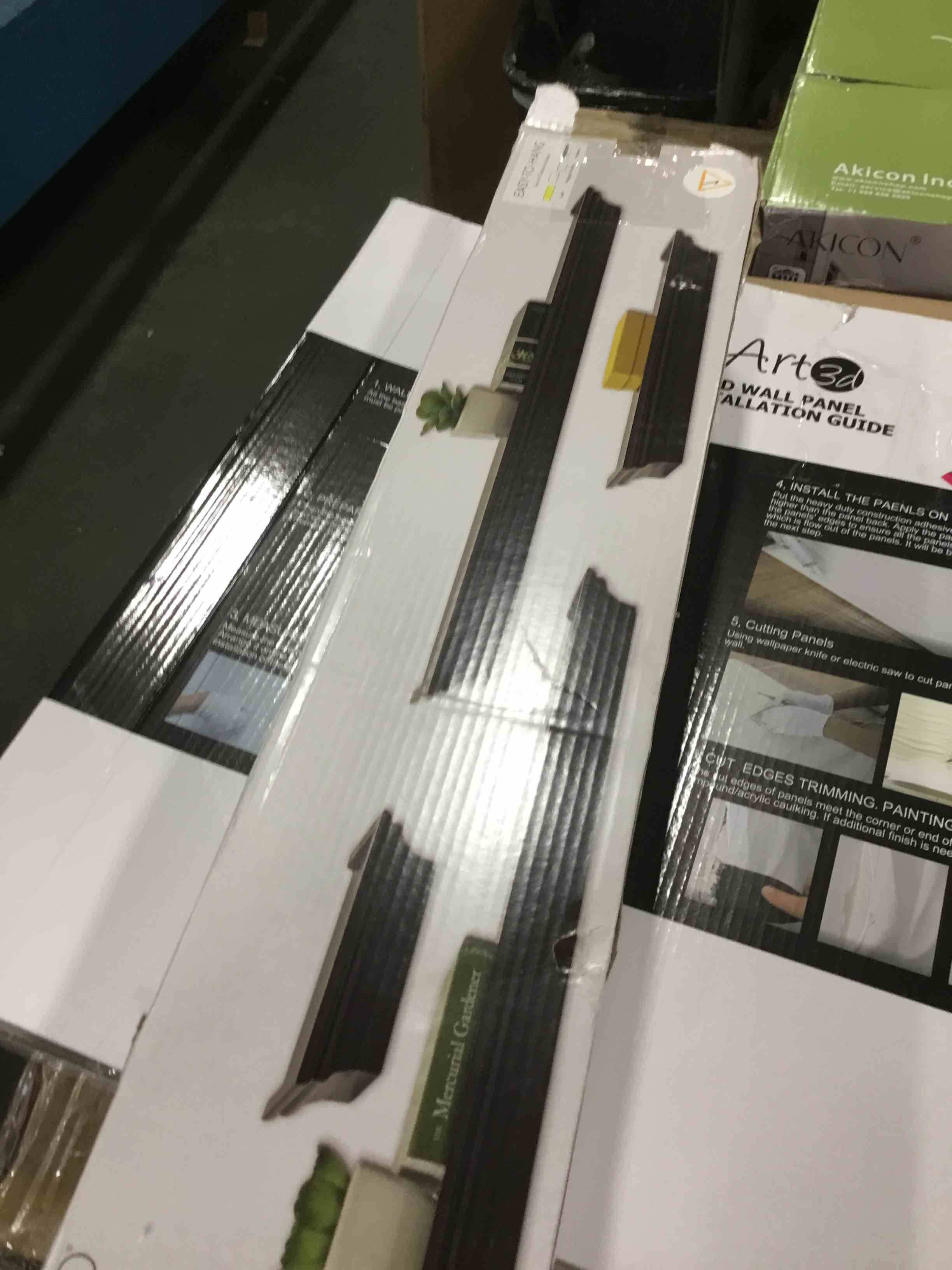 https://s3.amazonaws.com/lotting-images-prod/bidfta/BLU6317987_1712932390759.jpeg
