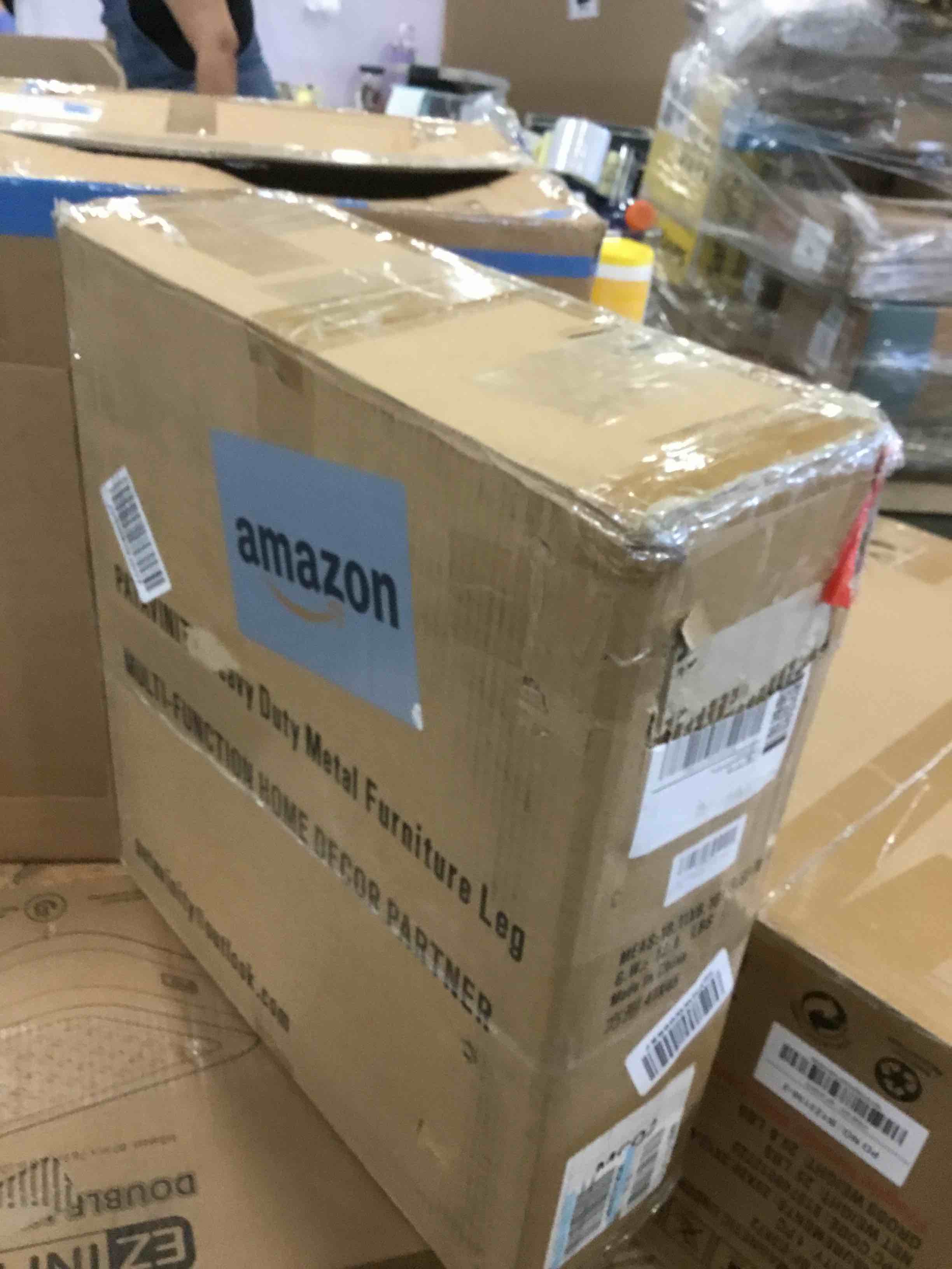 https://s3.amazonaws.com/lotting-images-prod/bidfta/BLU6318224_1713192753894.jpeg