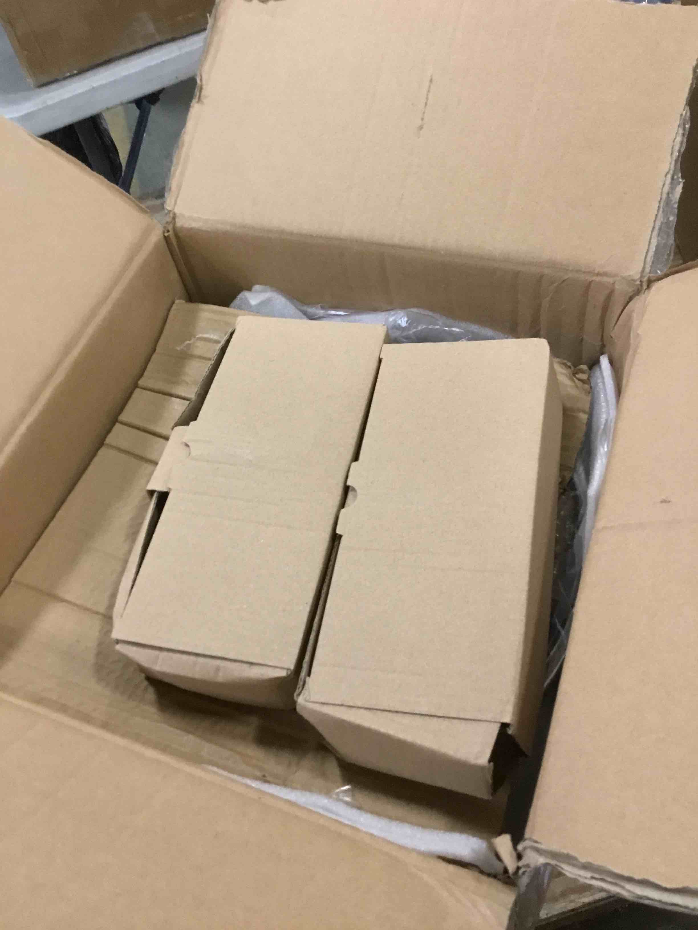 https://s3.amazonaws.com/lotting-images-prod/bidfta/BLU6318346_1713211328647.jpeg
