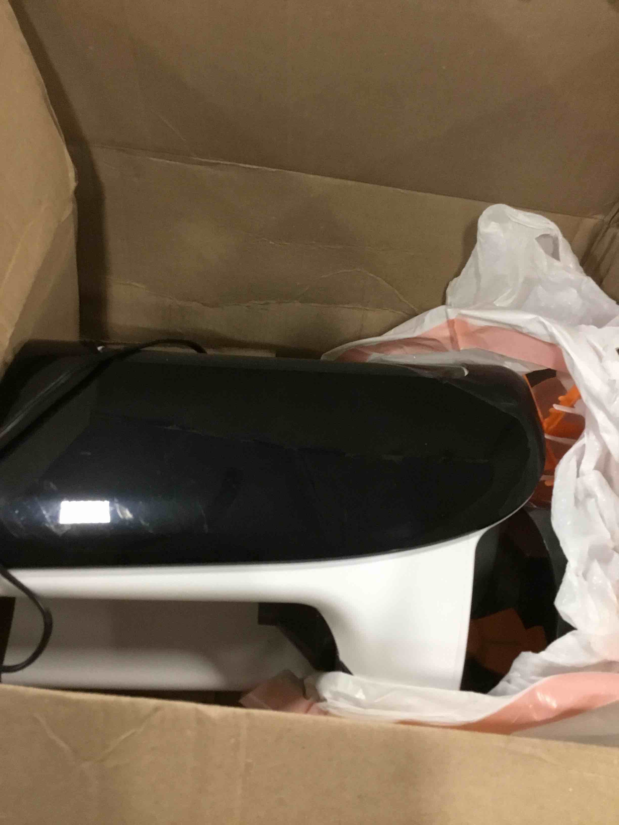 https://s3.amazonaws.com/lotting-images-prod/bidfta/BLU6318421_1713273235139.jpeg