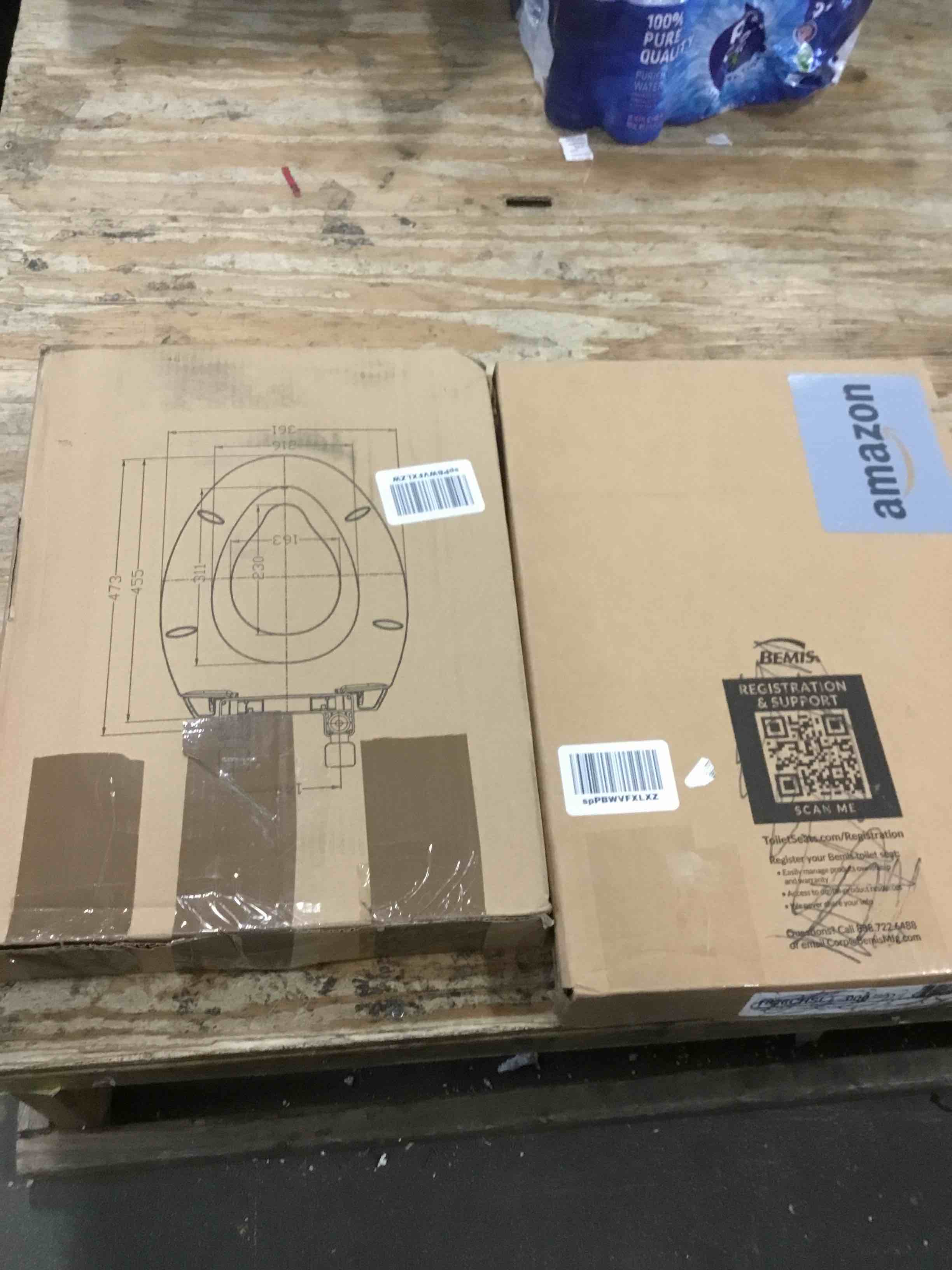 https://s3.amazonaws.com/lotting-images-prod/bidfta/BLU6318436_1713274840314.jpeg