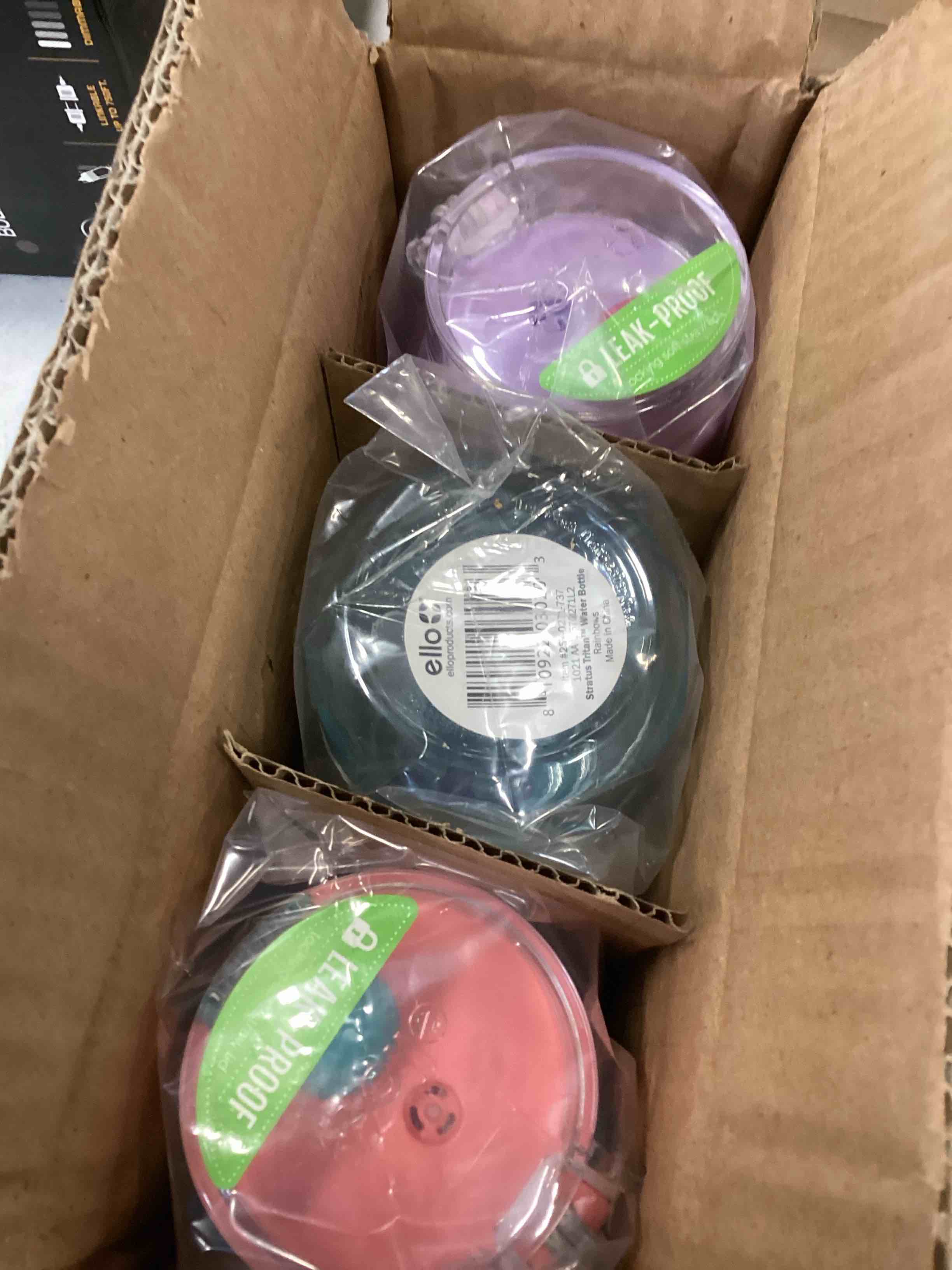 https://s3.amazonaws.com/lotting-images-prod/bidfta/BLU6319755_1713379502929.jpeg
