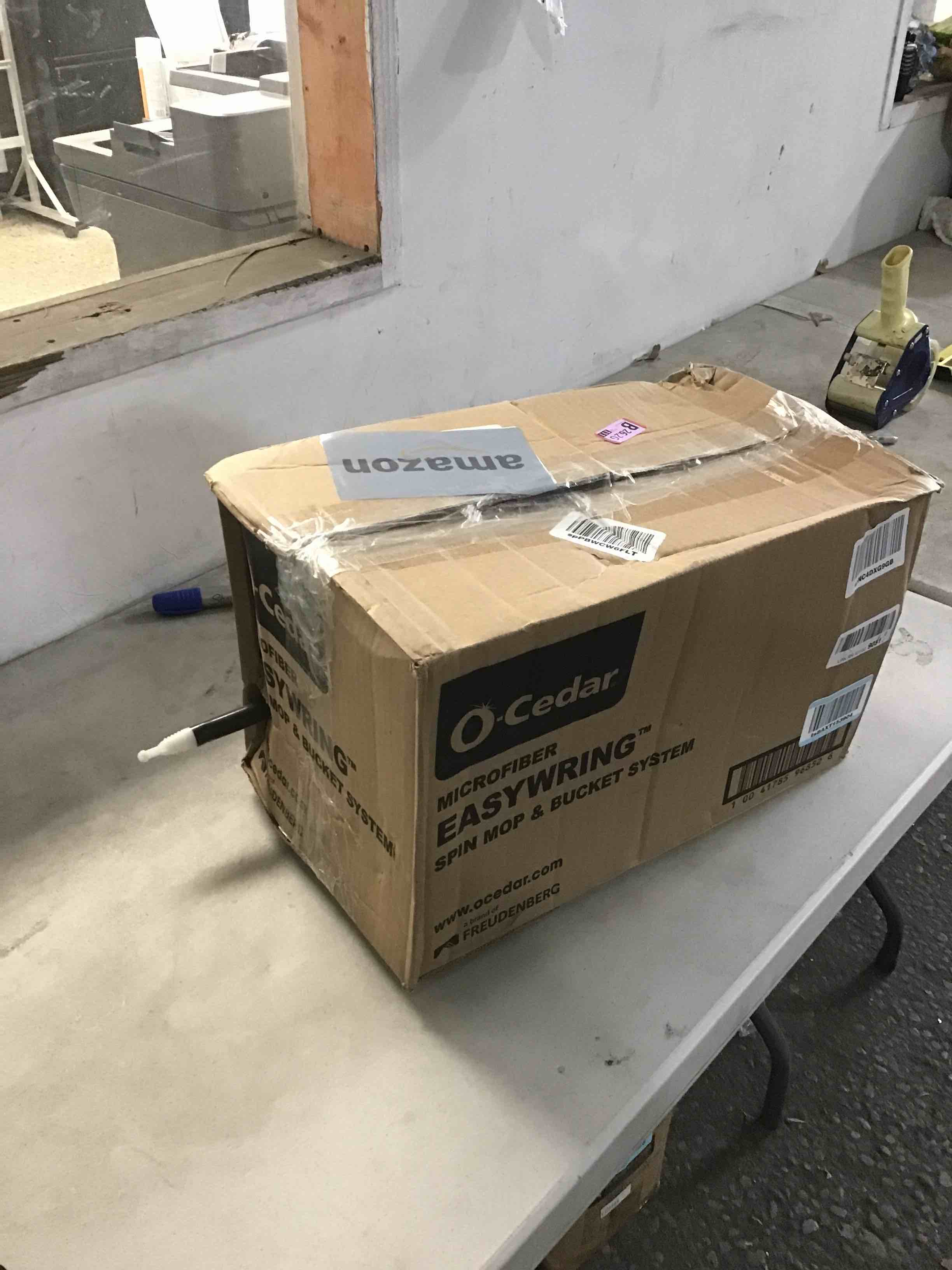 https://s3.amazonaws.com/lotting-images-prod/bidfta/BLU6320795_1716920537175.jpeg