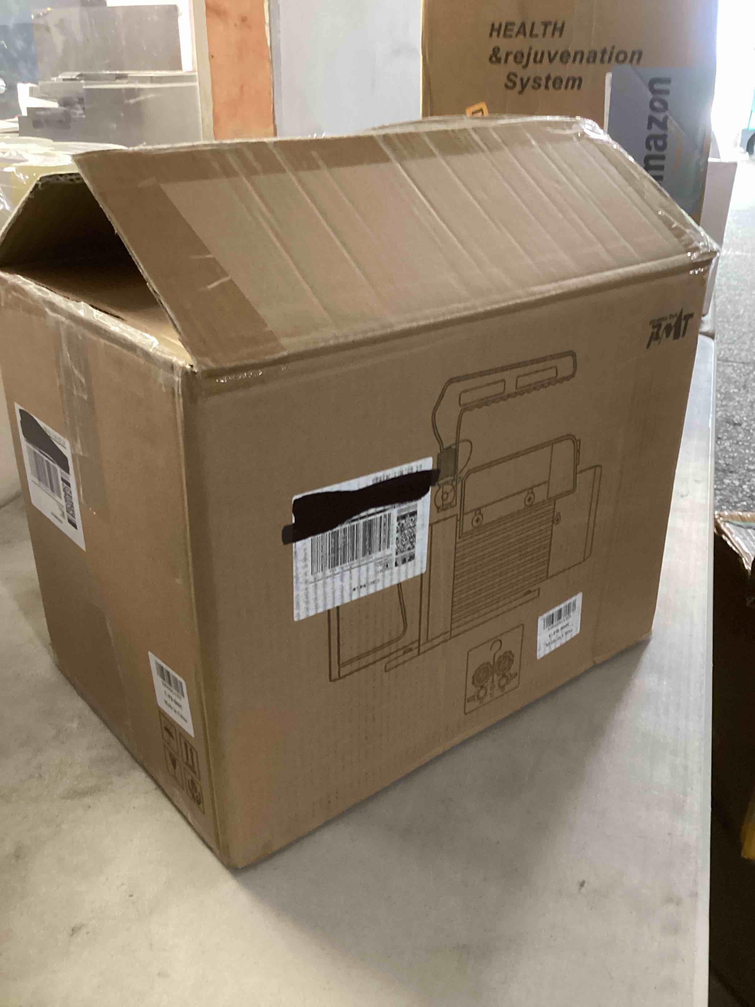 https://s3.amazonaws.com/lotting-images-prod/bidfta/BLU6320874_1717247849721.jpeg