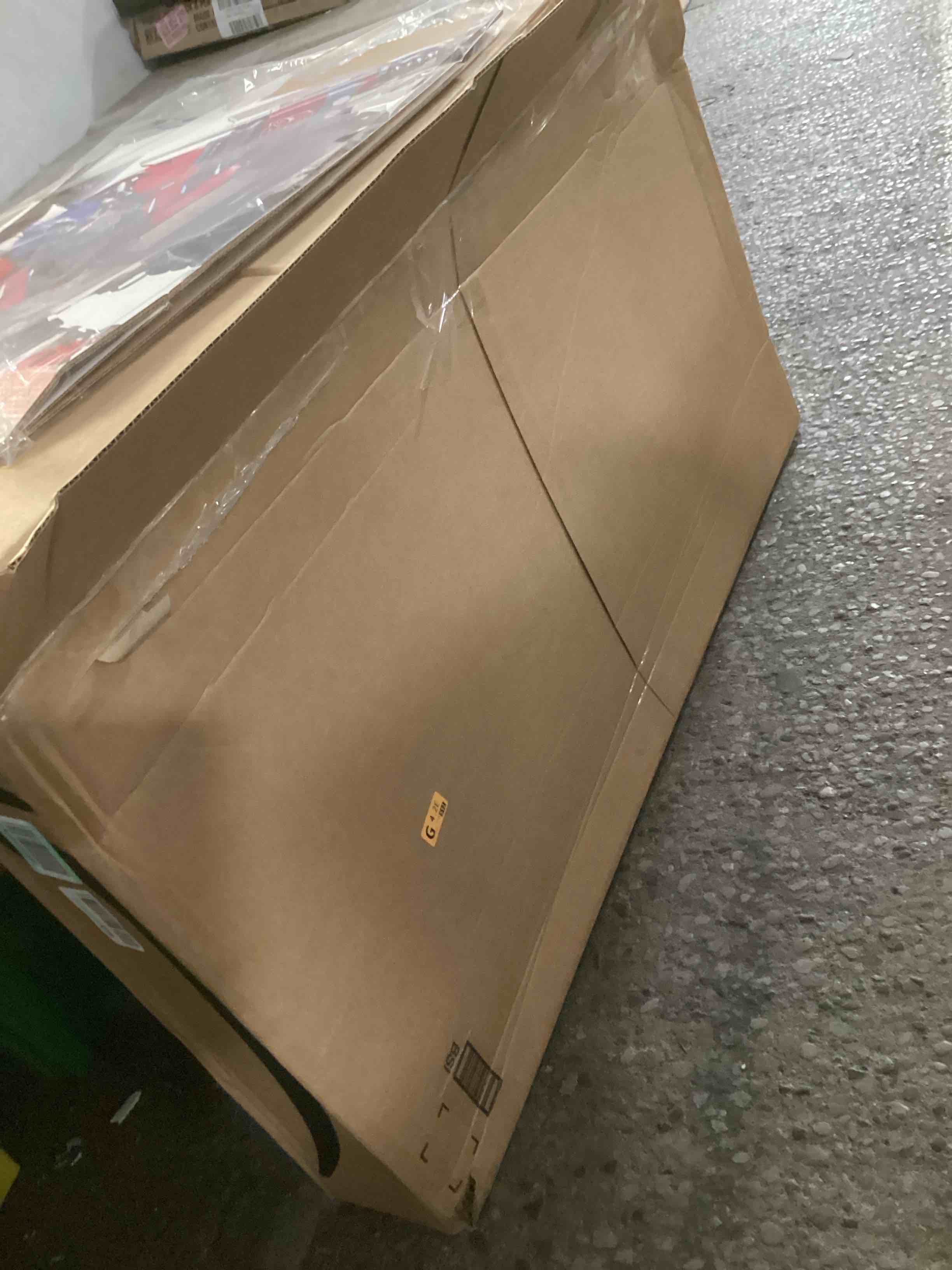 https://s3.amazonaws.com/lotting-images-prod/bidfta/BLU6320895_1717255273718.jpeg