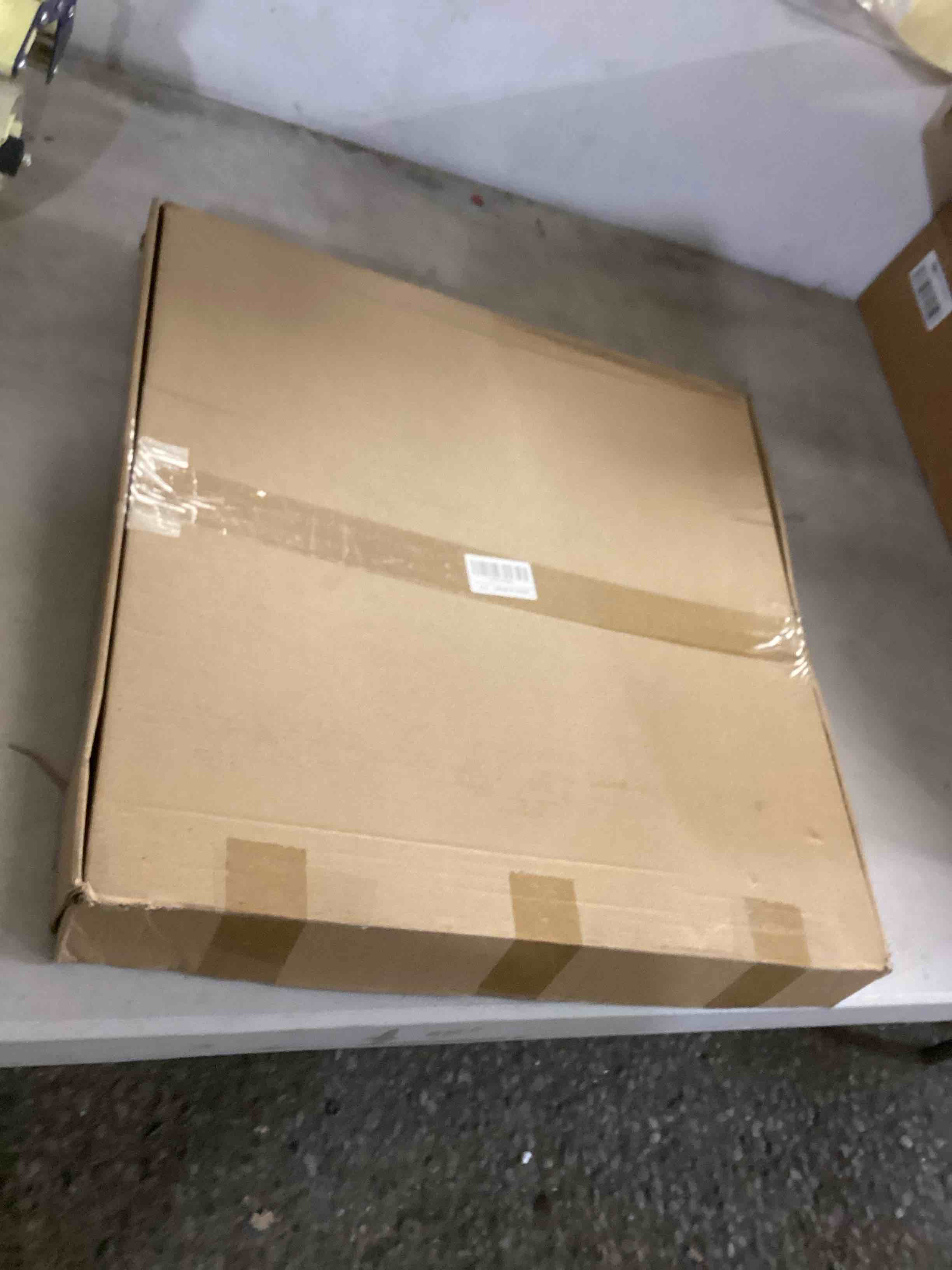 https://s3.amazonaws.com/lotting-images-prod/bidfta/BLU6320901_1717256993464.jpeg