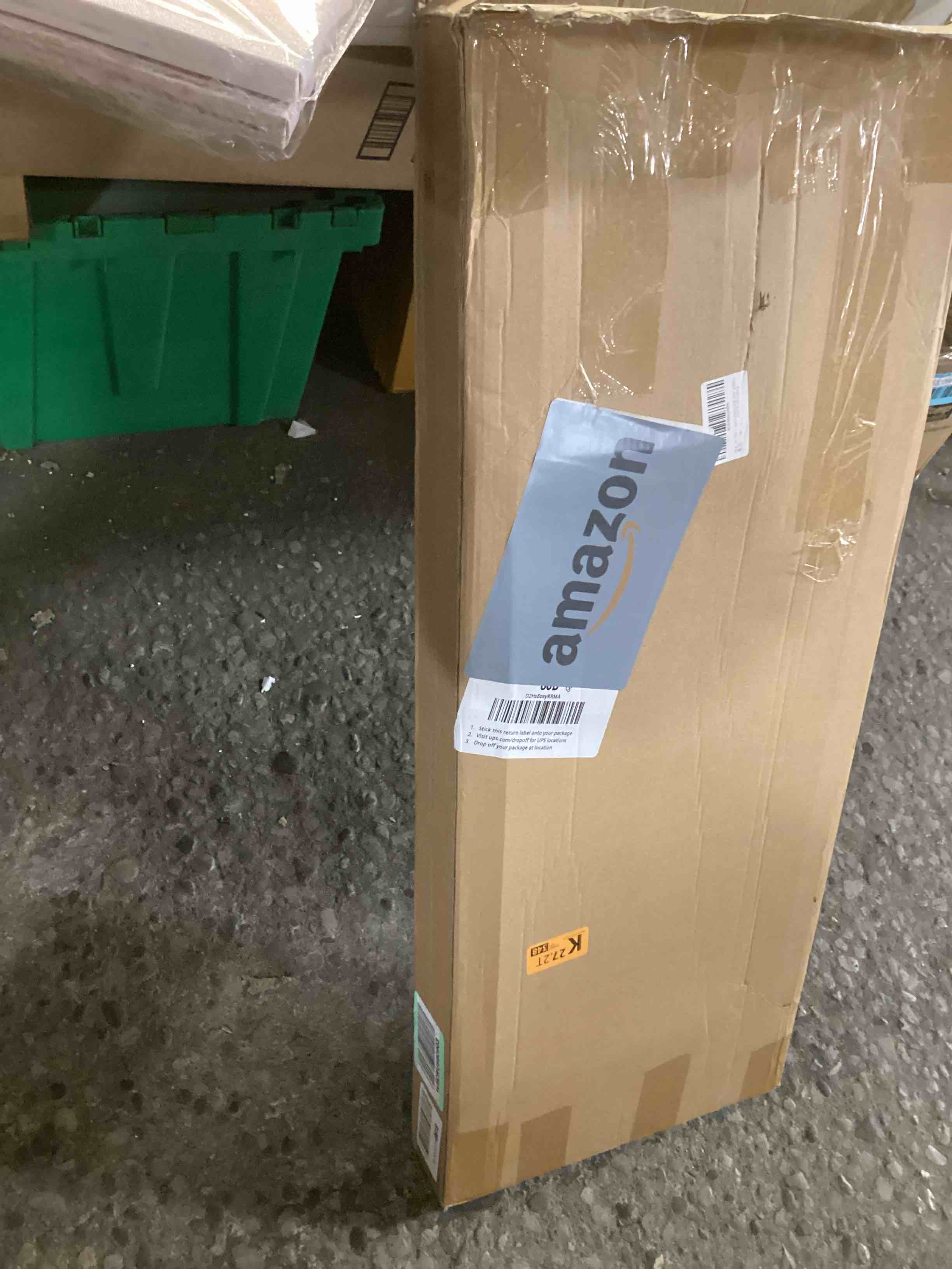 https://s3.amazonaws.com/lotting-images-prod/bidfta/BLU6320905_1717442462739.jpeg