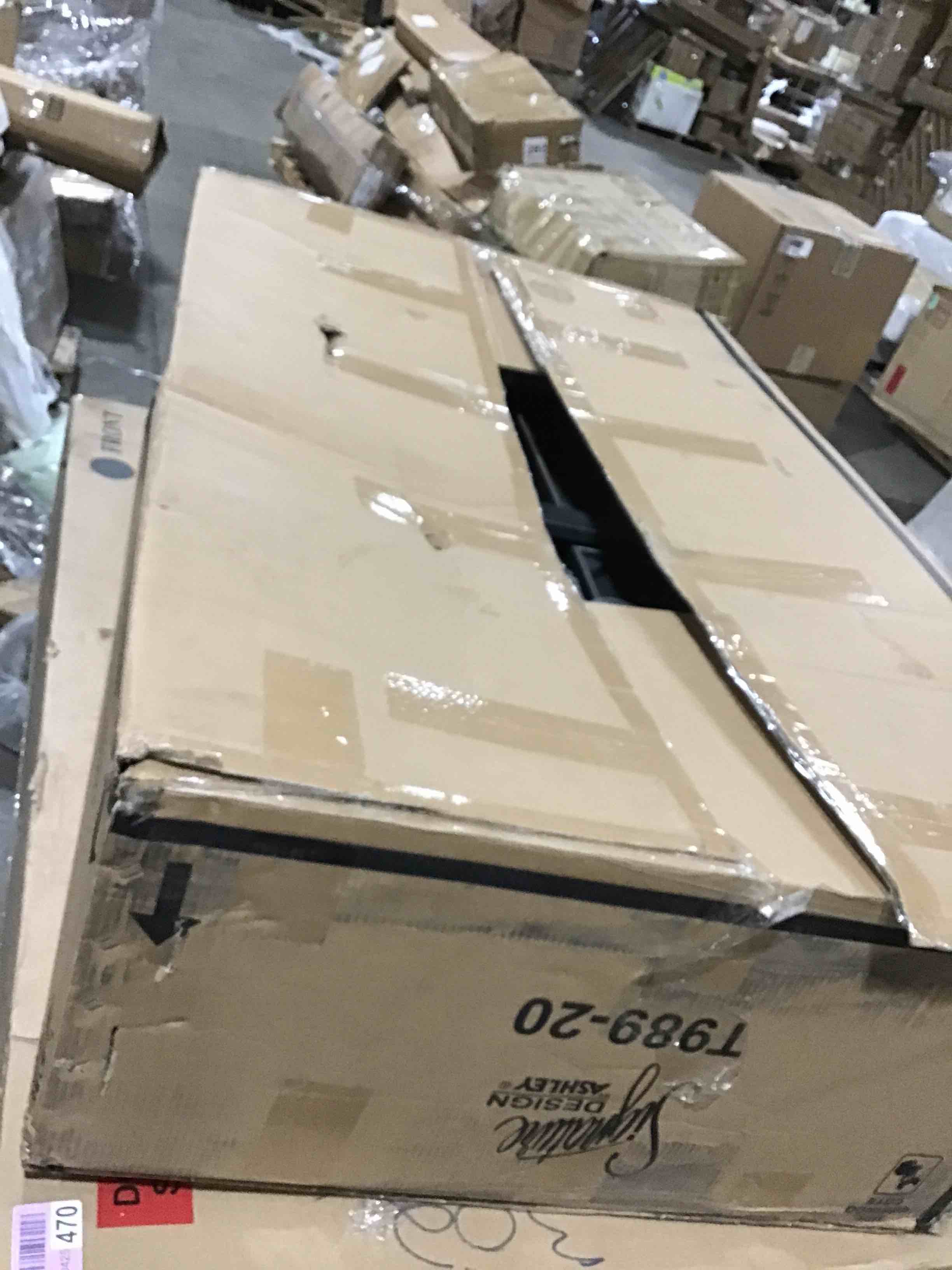 https://s3.amazonaws.com/lotting-images-prod/bidfta/BLU6321620_1711741724099.jpeg