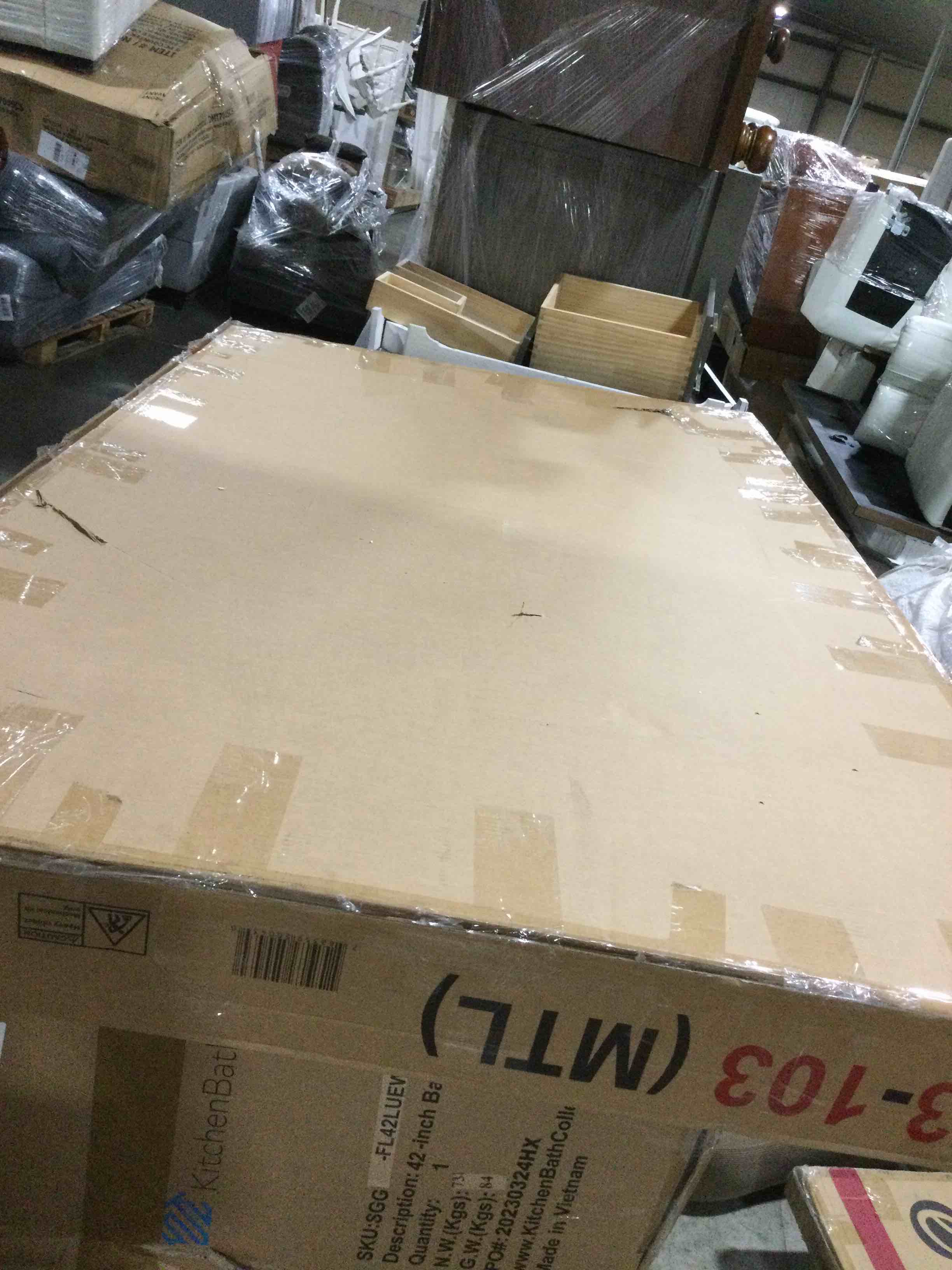 https://s3.amazonaws.com/lotting-images-prod/bidfta/BLU6321660_1711716173199.jpeg
