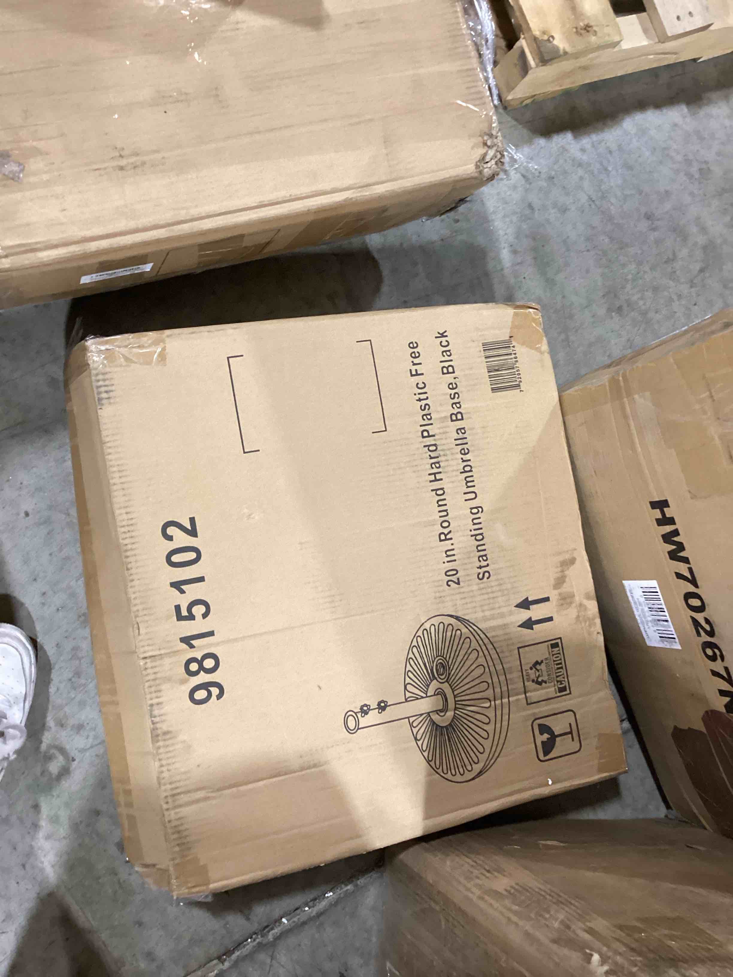 https://s3.amazonaws.com/lotting-images-prod/bidfta/BLU6322934_1713203451876.jpeg