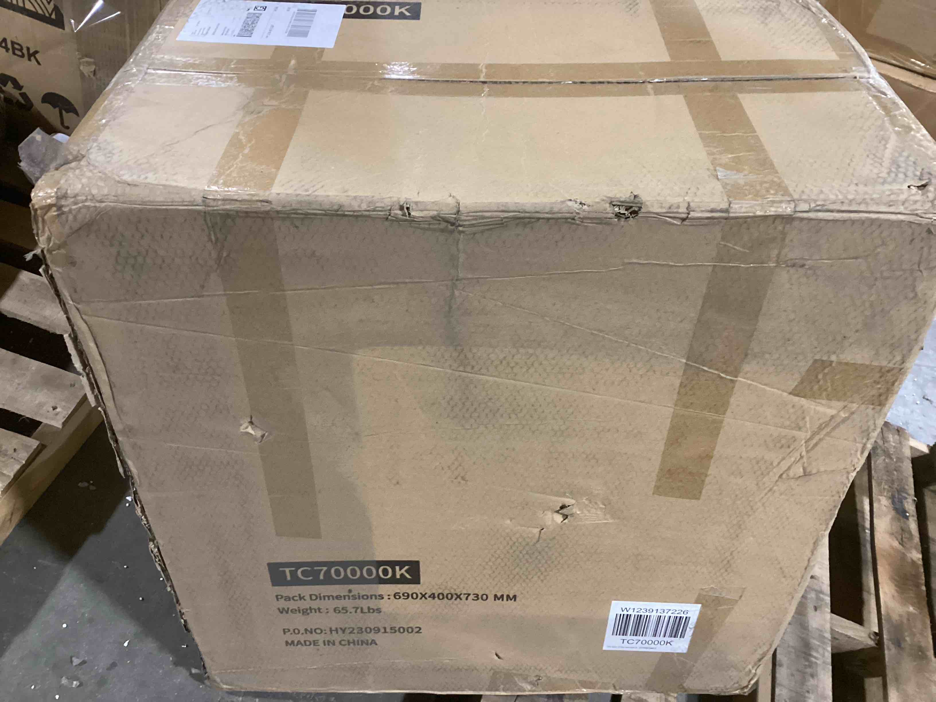 https://s3.amazonaws.com/lotting-images-prod/bidfta/BLU6323452_1712241961931.jpeg