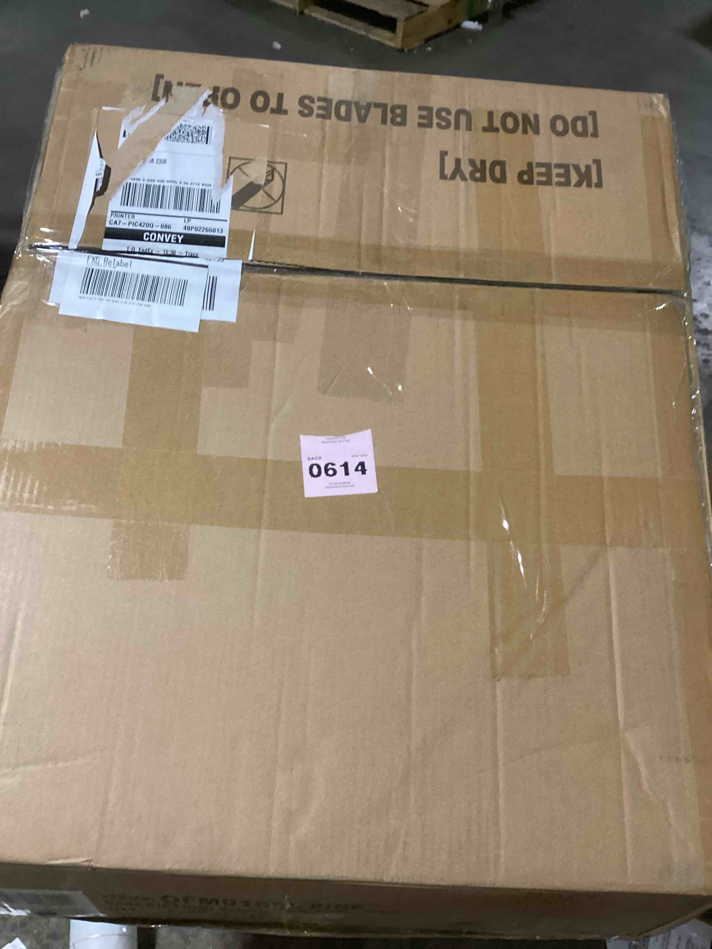 https://s3.amazonaws.com/lotting-images-prod/bidfta/BLU6323585_1712601606477.jpeg