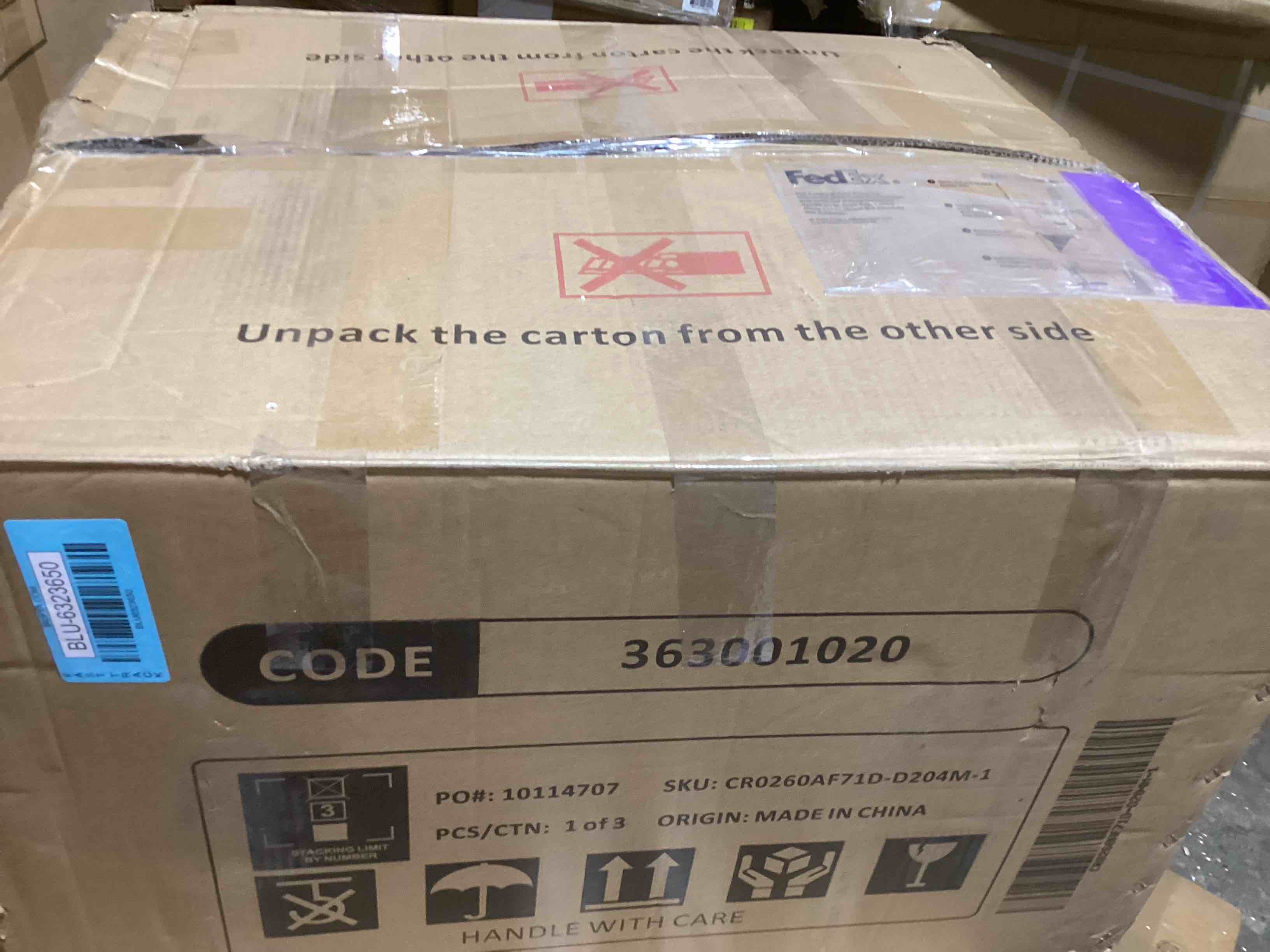 https://s3.amazonaws.com/lotting-images-prod/bidfta/BLU6323650_1712669661717.jpeg