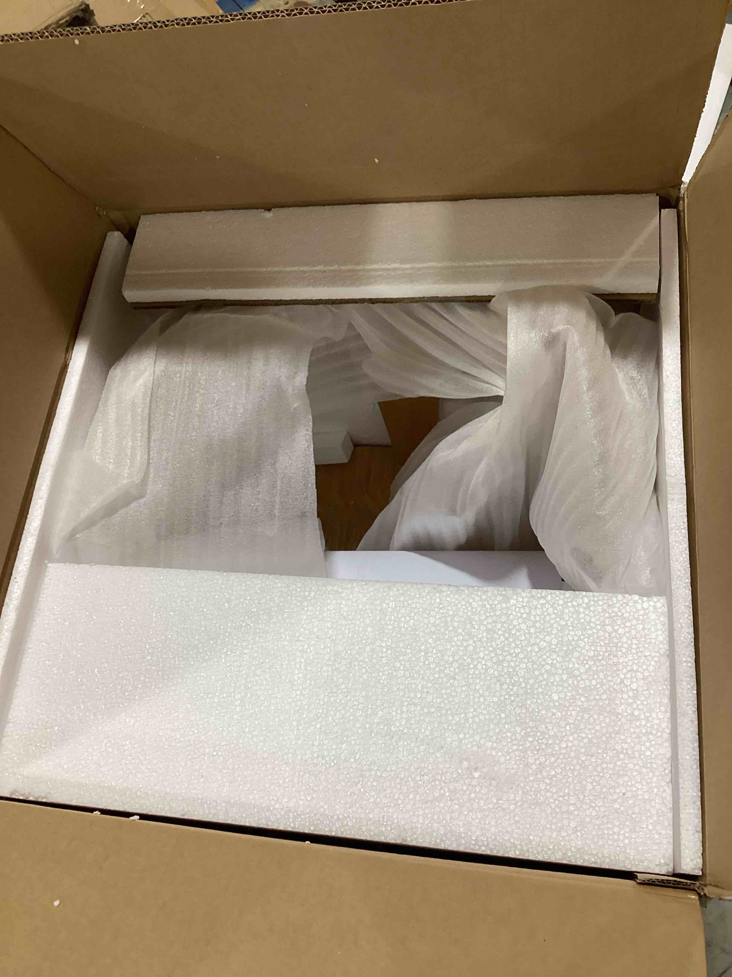 https://s3.amazonaws.com/lotting-images-prod/bidfta/BLU6324955_1713206766707.jpeg