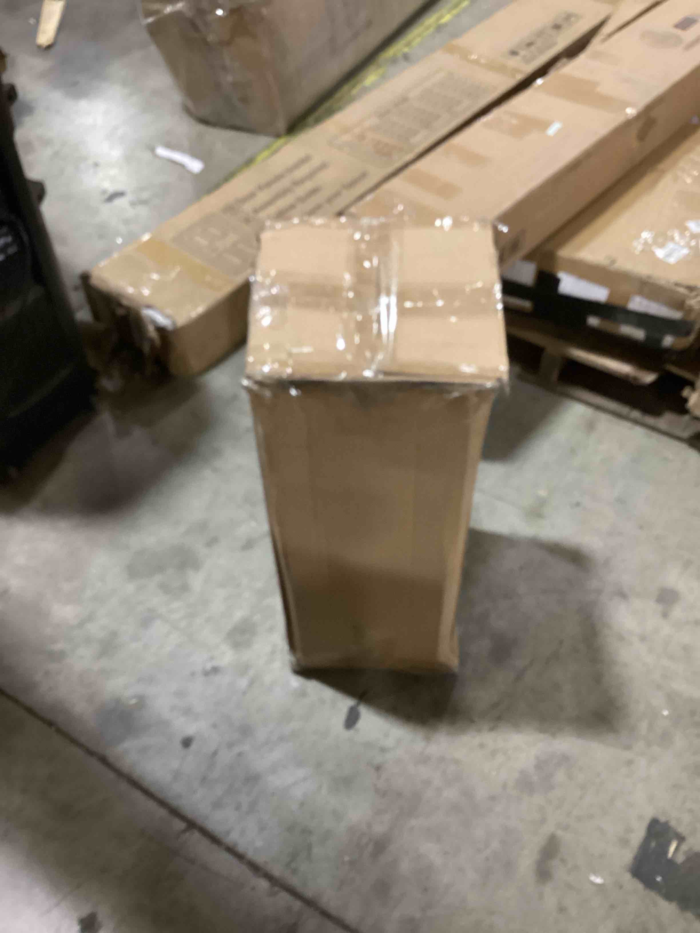https://s3.amazonaws.com/lotting-images-prod/bidfta/BLU6325091_1713807600506.jpeg