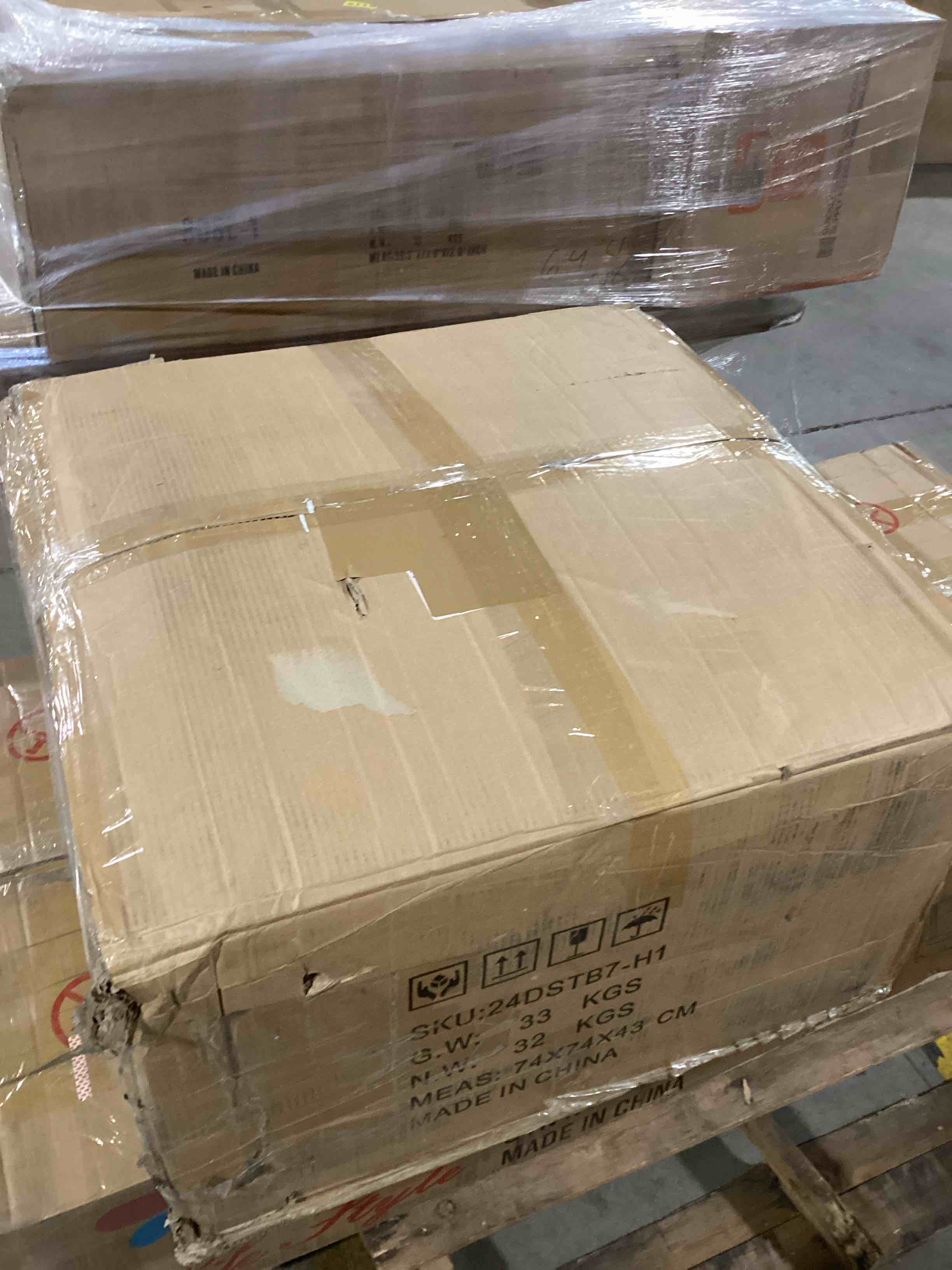 https://s3.amazonaws.com/lotting-images-prod/bidfta/BLU6325134_1714057076495.jpeg