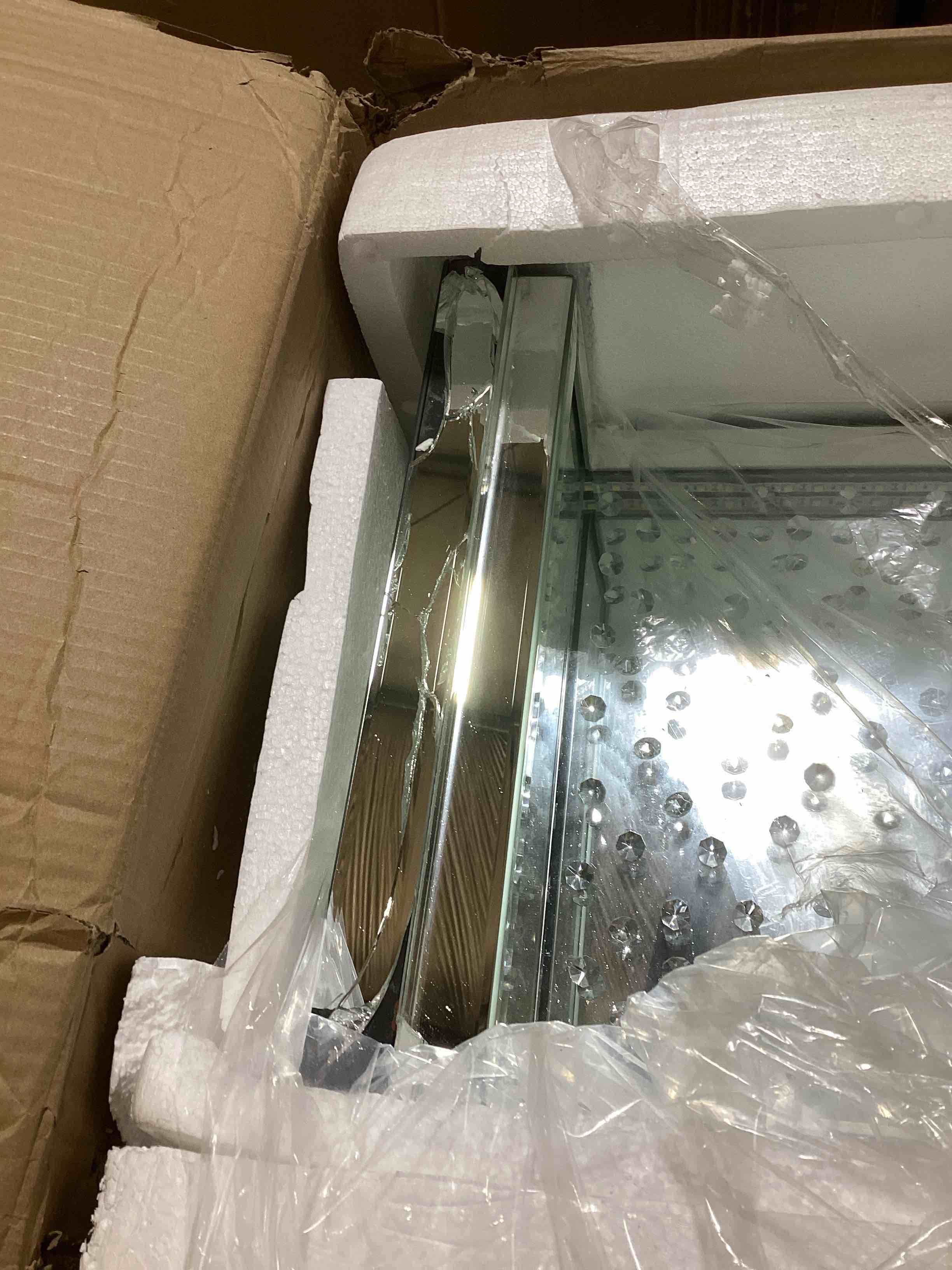 https://s3.amazonaws.com/lotting-images-prod/bidfta/BLU6325283_1714574930047.jpeg