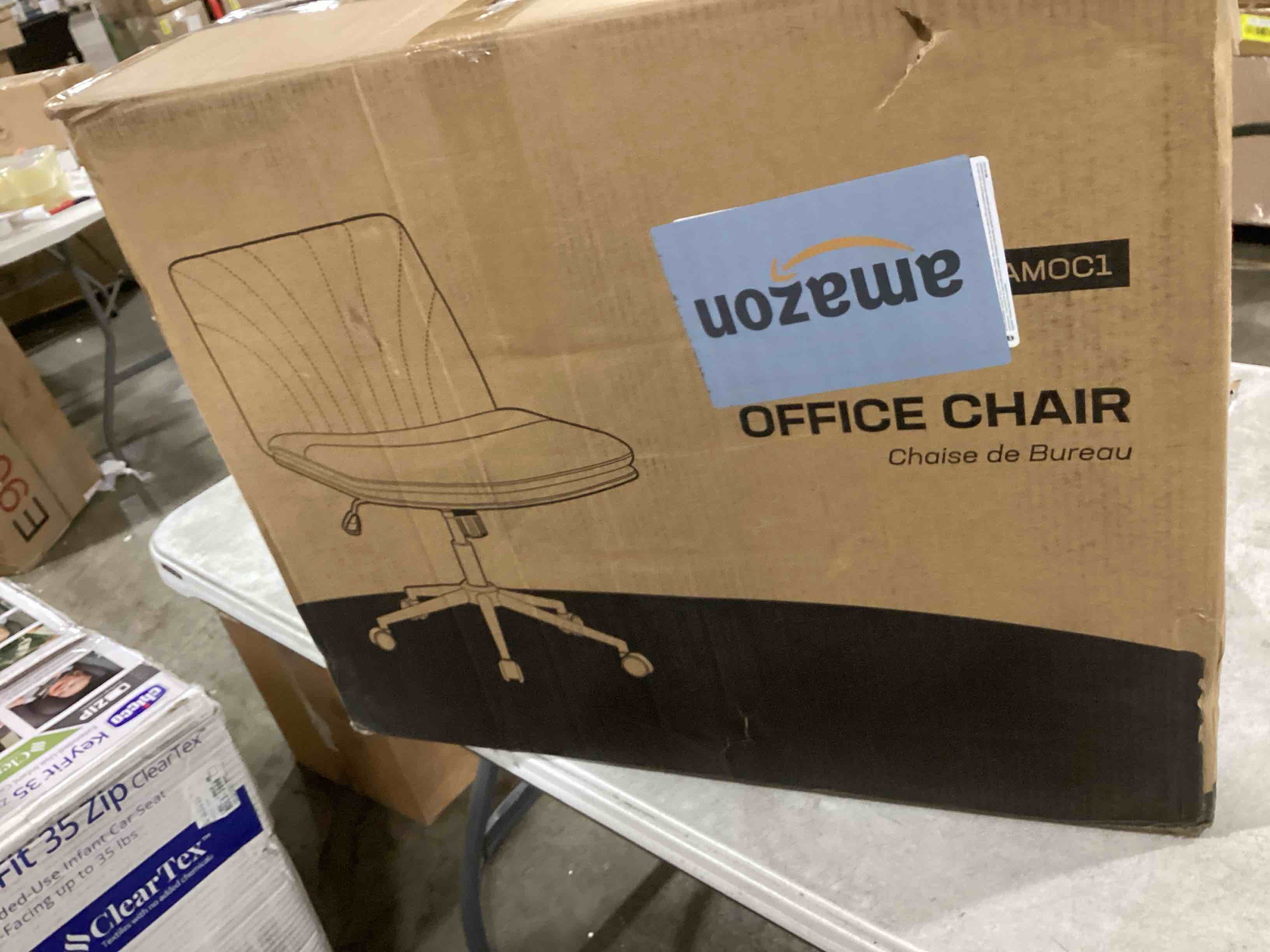 https://s3.amazonaws.com/lotting-images-prod/bidfta/BLU6325467_1715174702384.jpeg