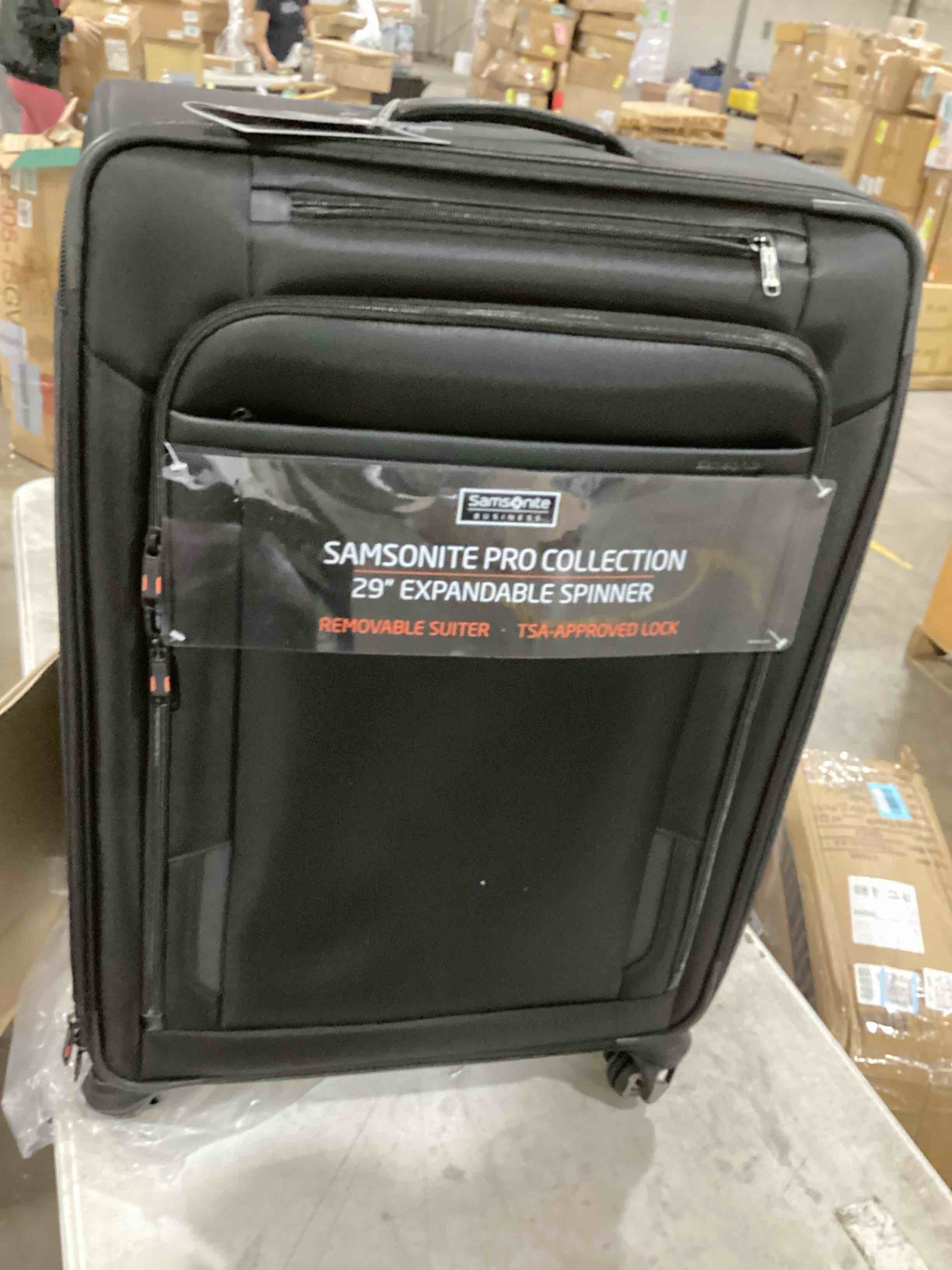 Samsonite Pro Travel Softside Expandable Luggage with Spinner Wheels, Black, Checked-Large 29-Inch