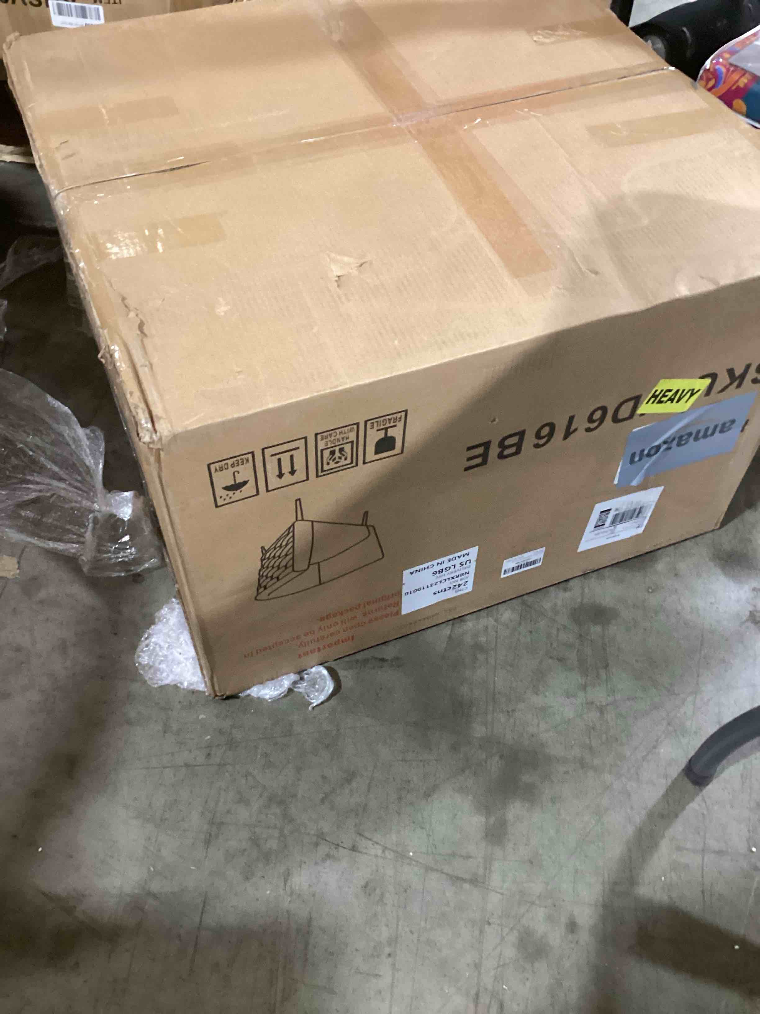 https://s3.amazonaws.com/lotting-images-prod/bidfta/BLU6325910_1715612908800.jpeg