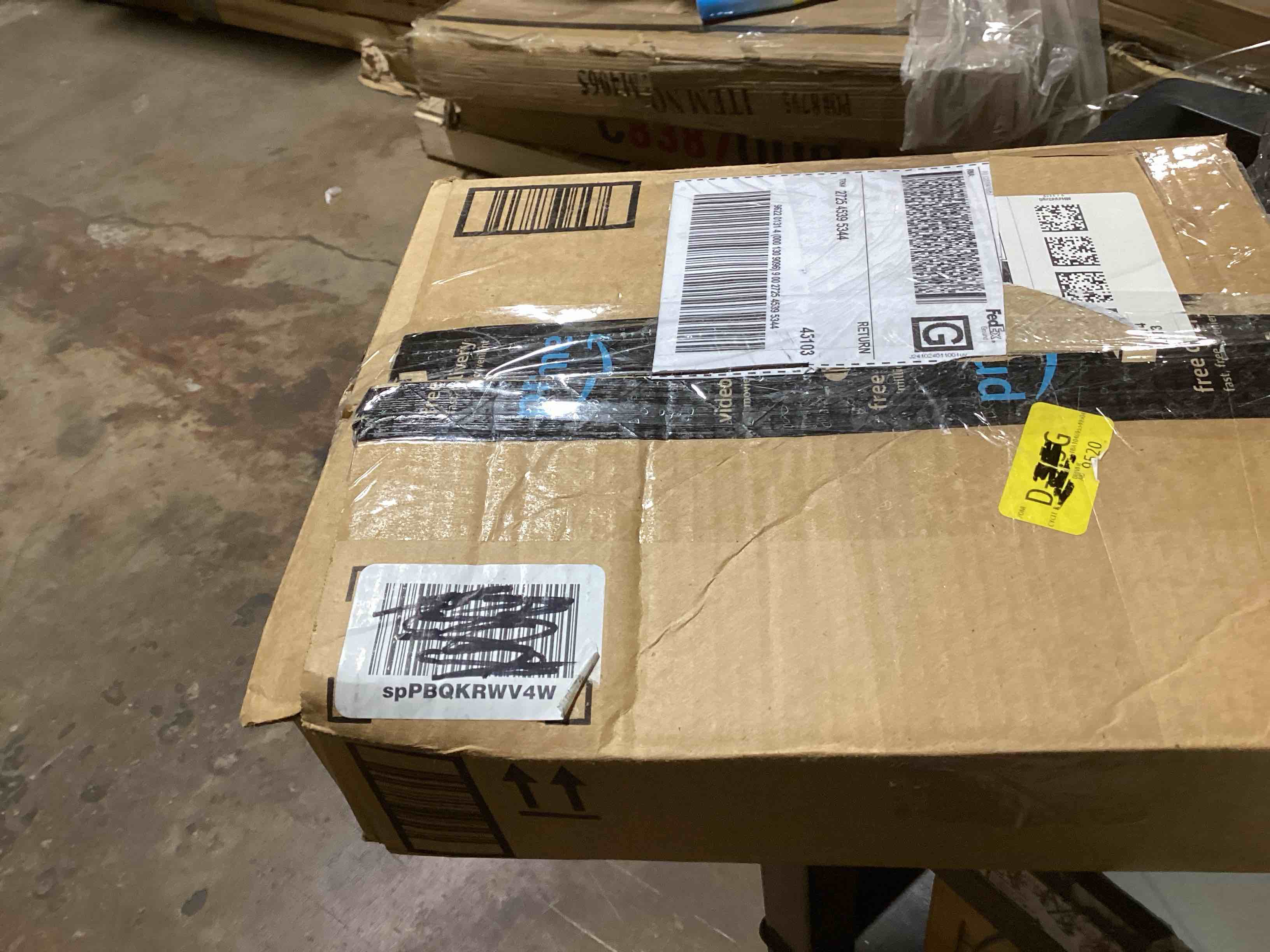https://s3.amazonaws.com/lotting-images-prod/bidfta/BLU6326474_1712164034842.jpeg