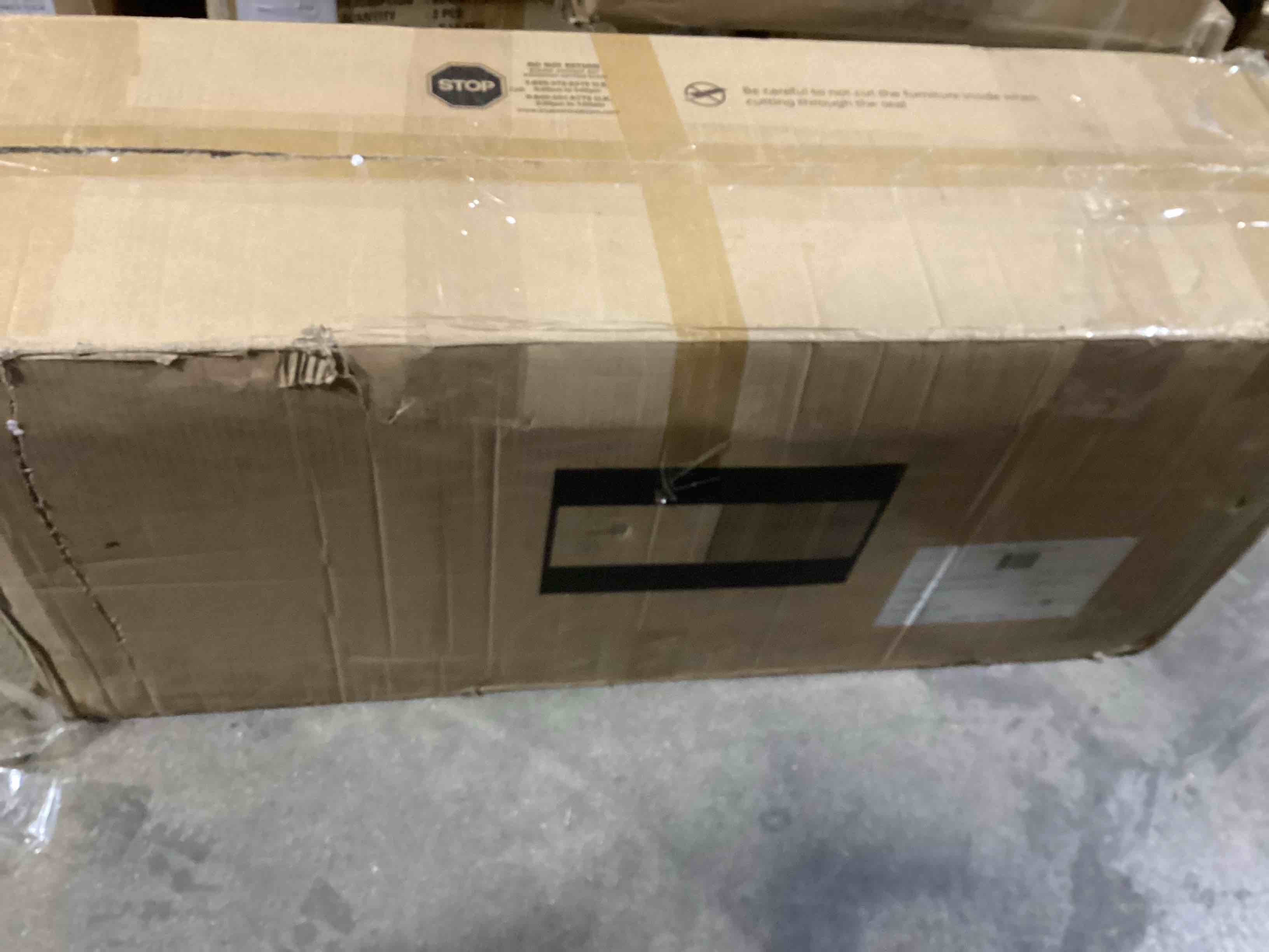 https://s3.amazonaws.com/lotting-images-prod/bidfta/BLU6326482_1712165668069.jpeg